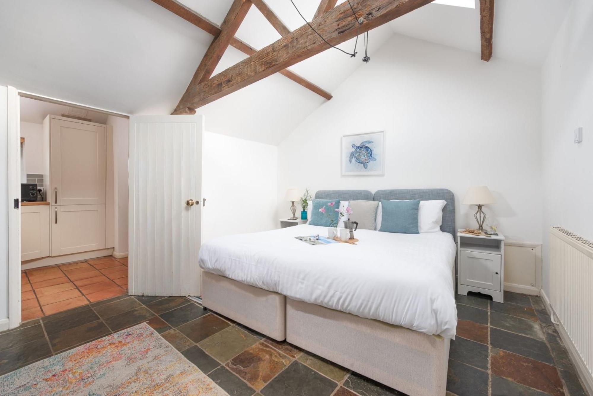Two-Bedroom House photo 2