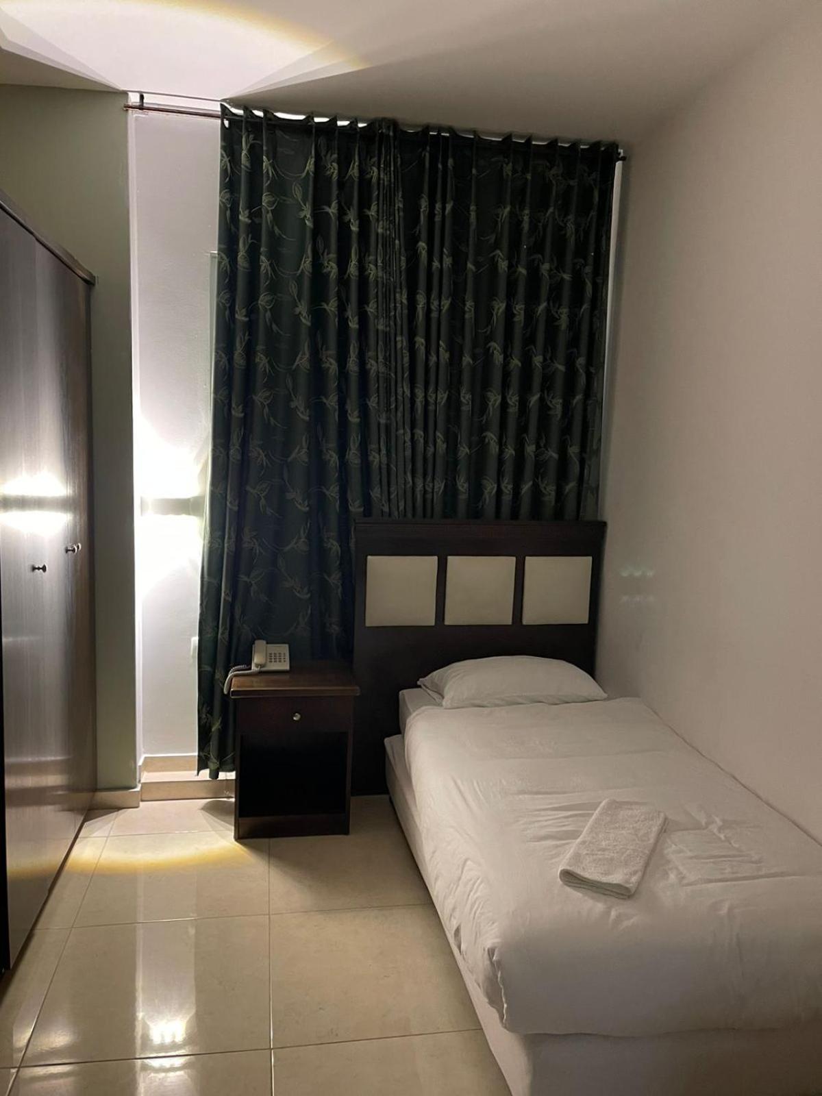 Single Room with Private Bathroom