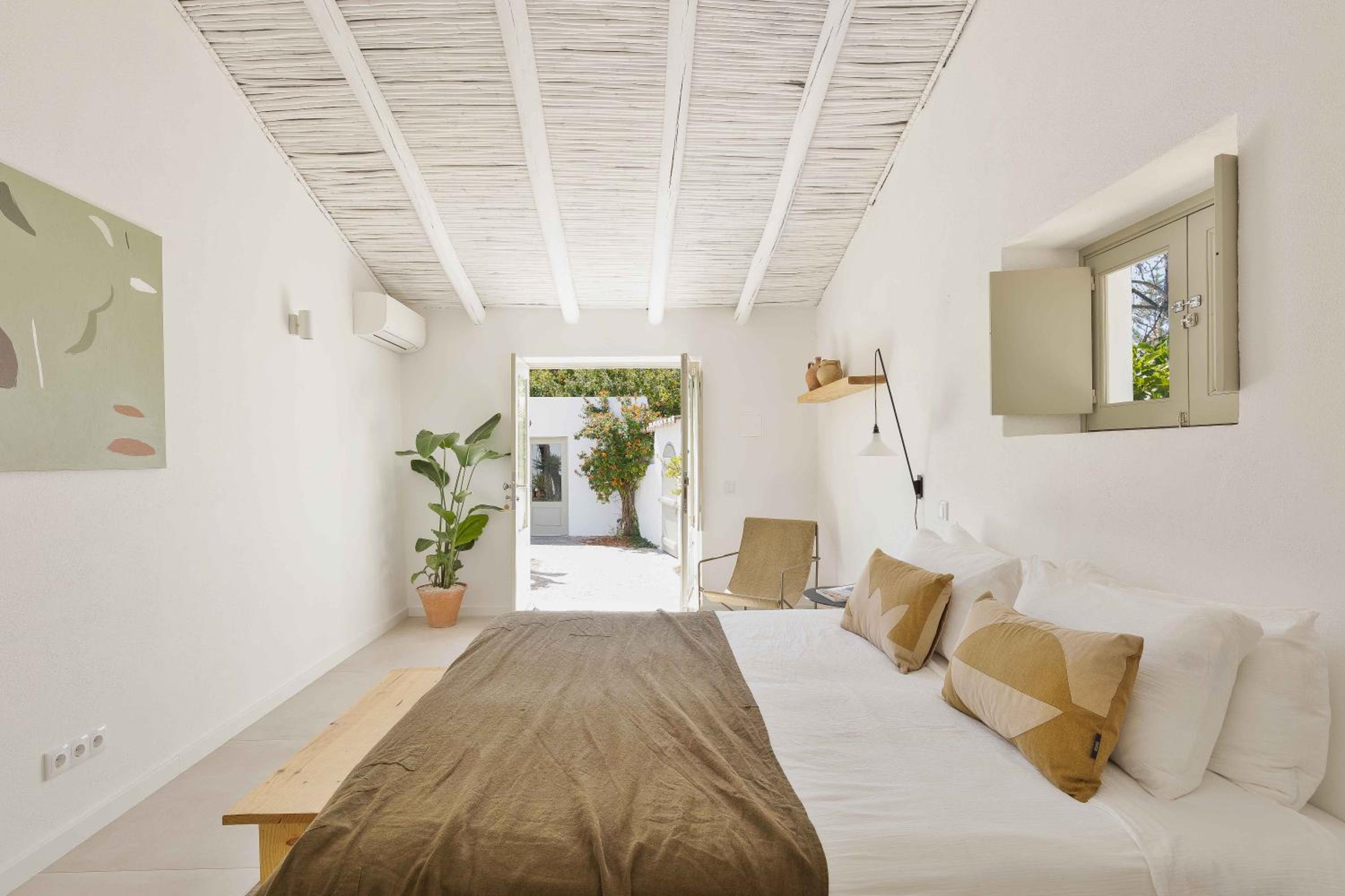 Double or Twin Room with Private Bathroom photo 1