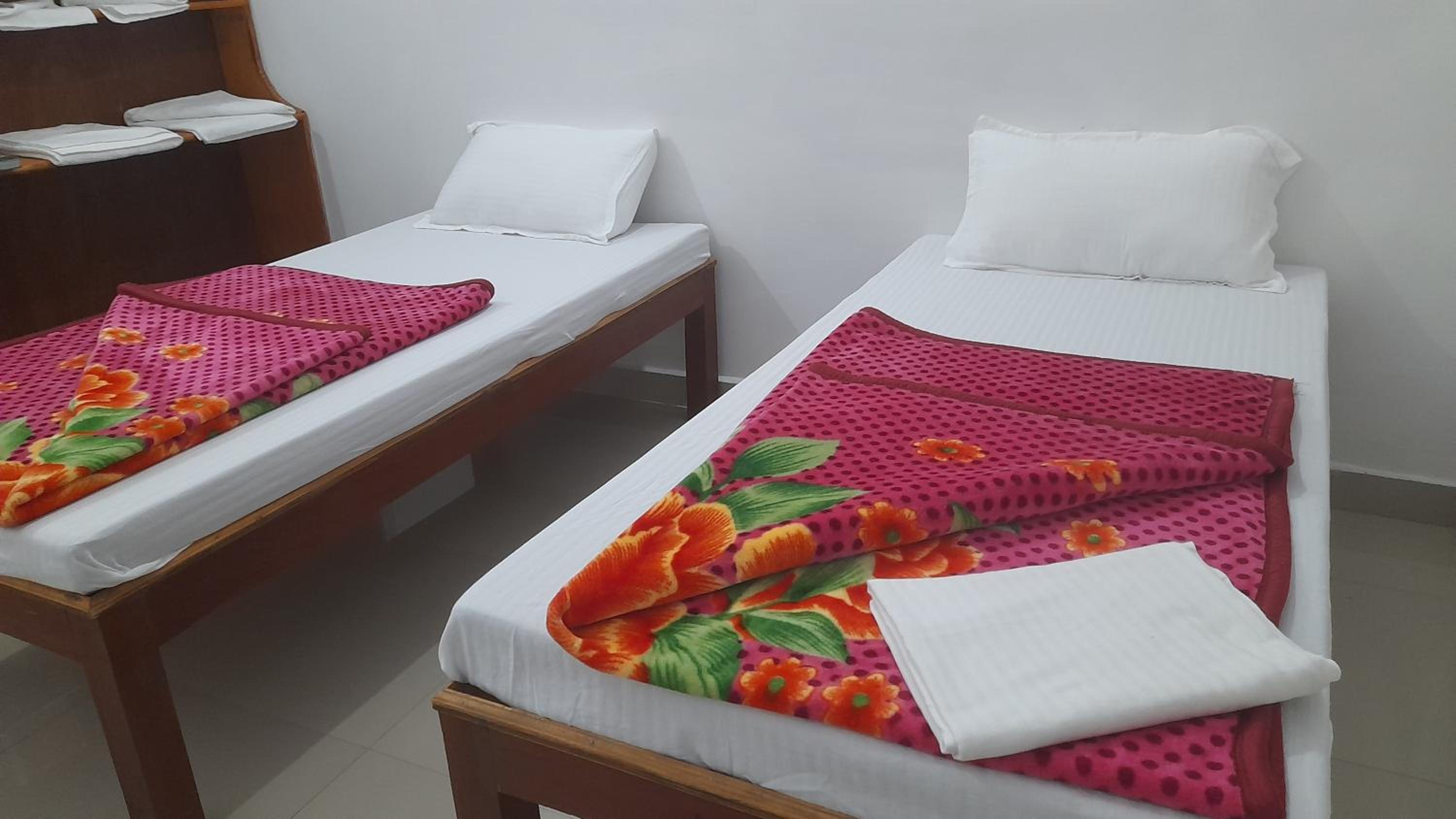 Double Room with Private Bathroom photo 1
