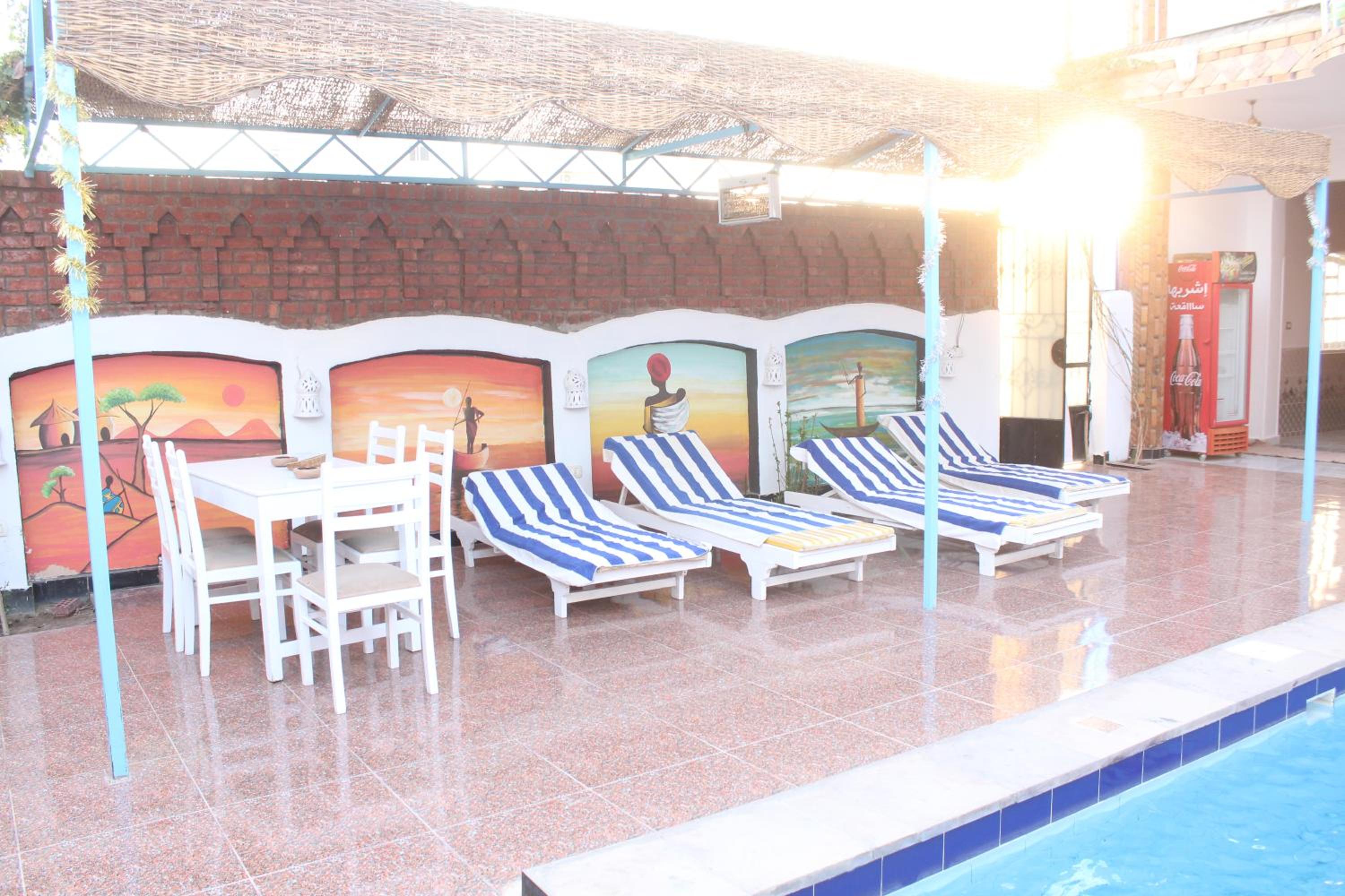 Studio with Pool View - Photo 10