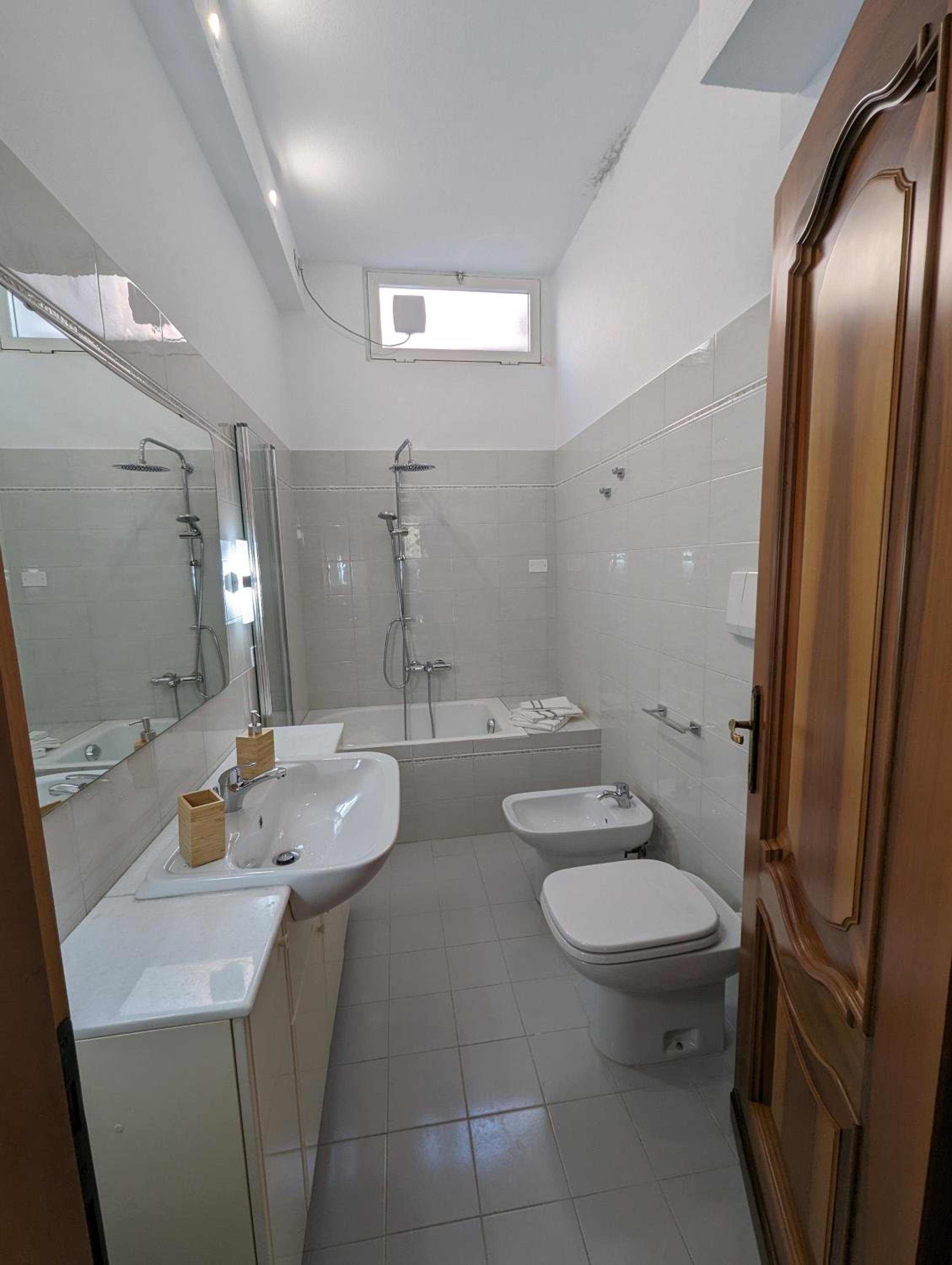 Two-Bedroom House photo 3