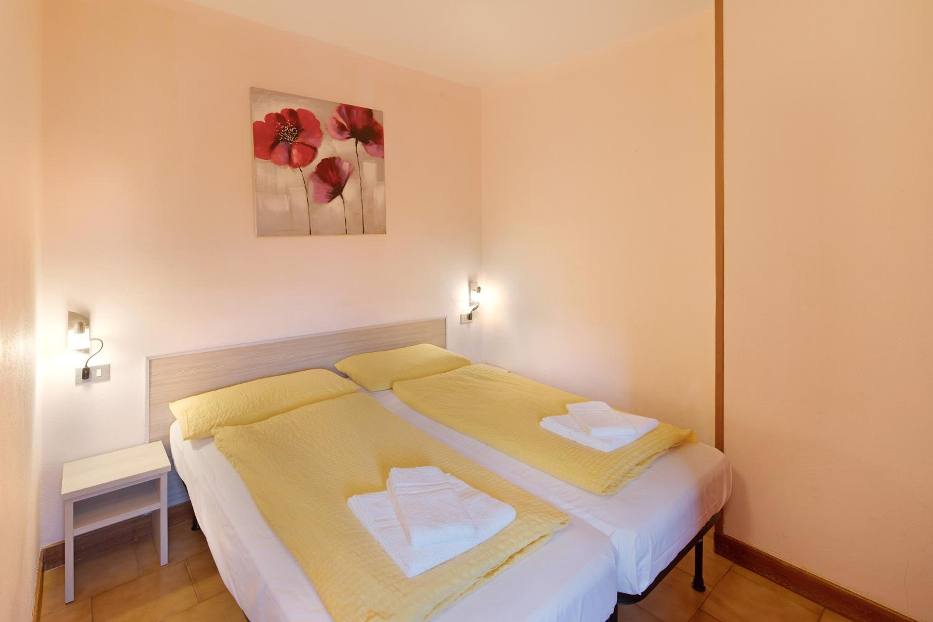 One-Bedroom Apartment with Garden View