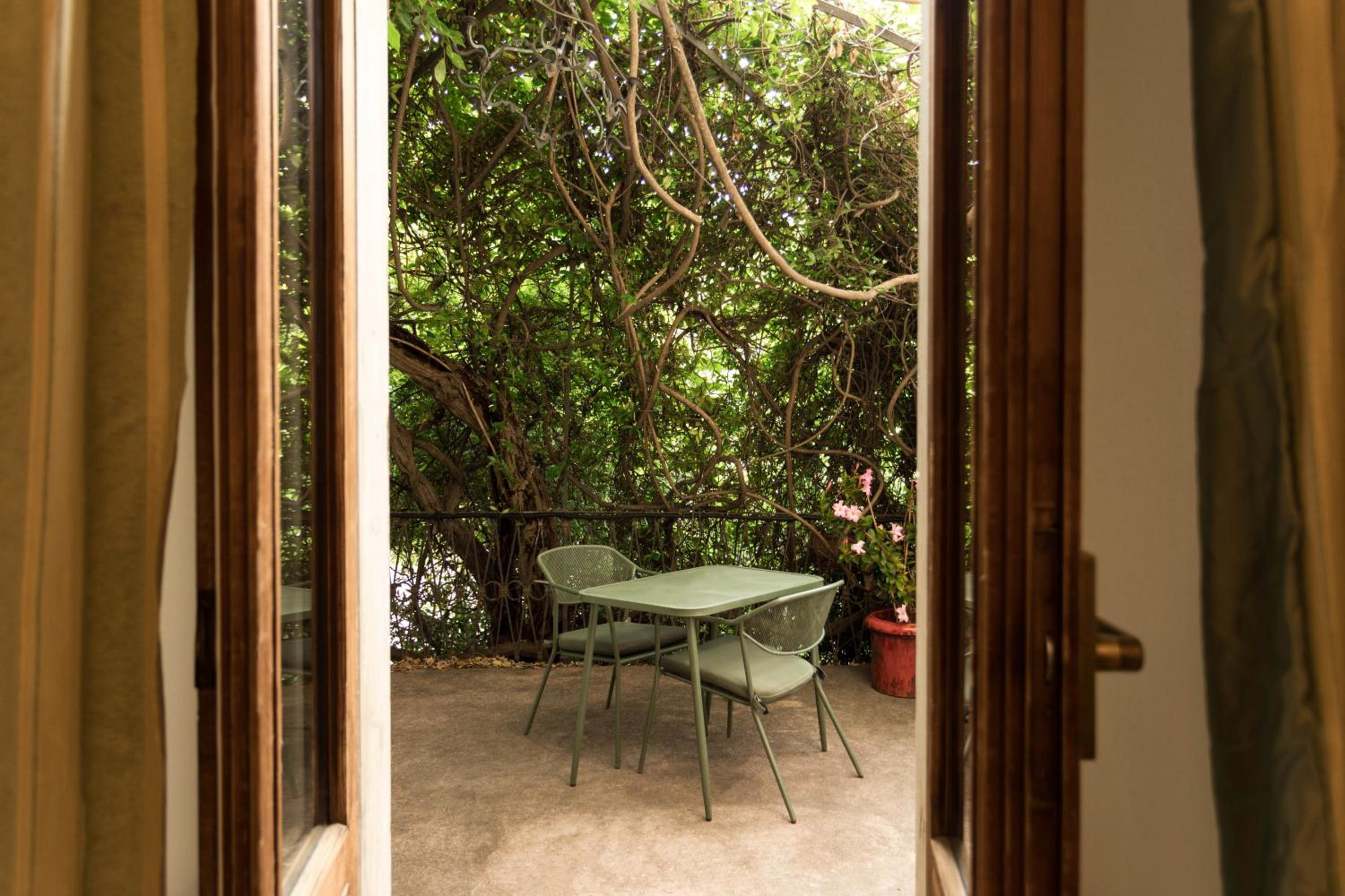 Double Room with Terrace - Photo 6