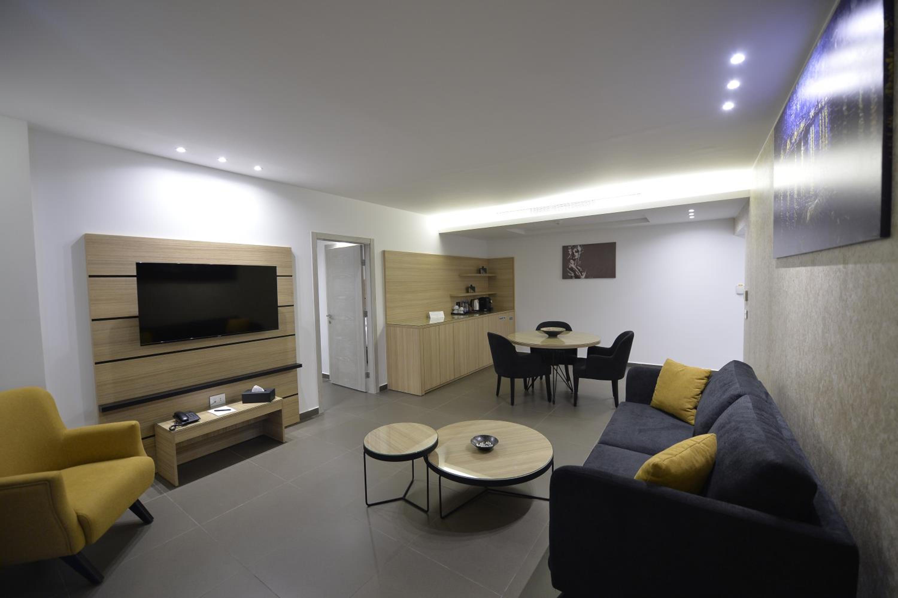 Family Suite - Photo 7