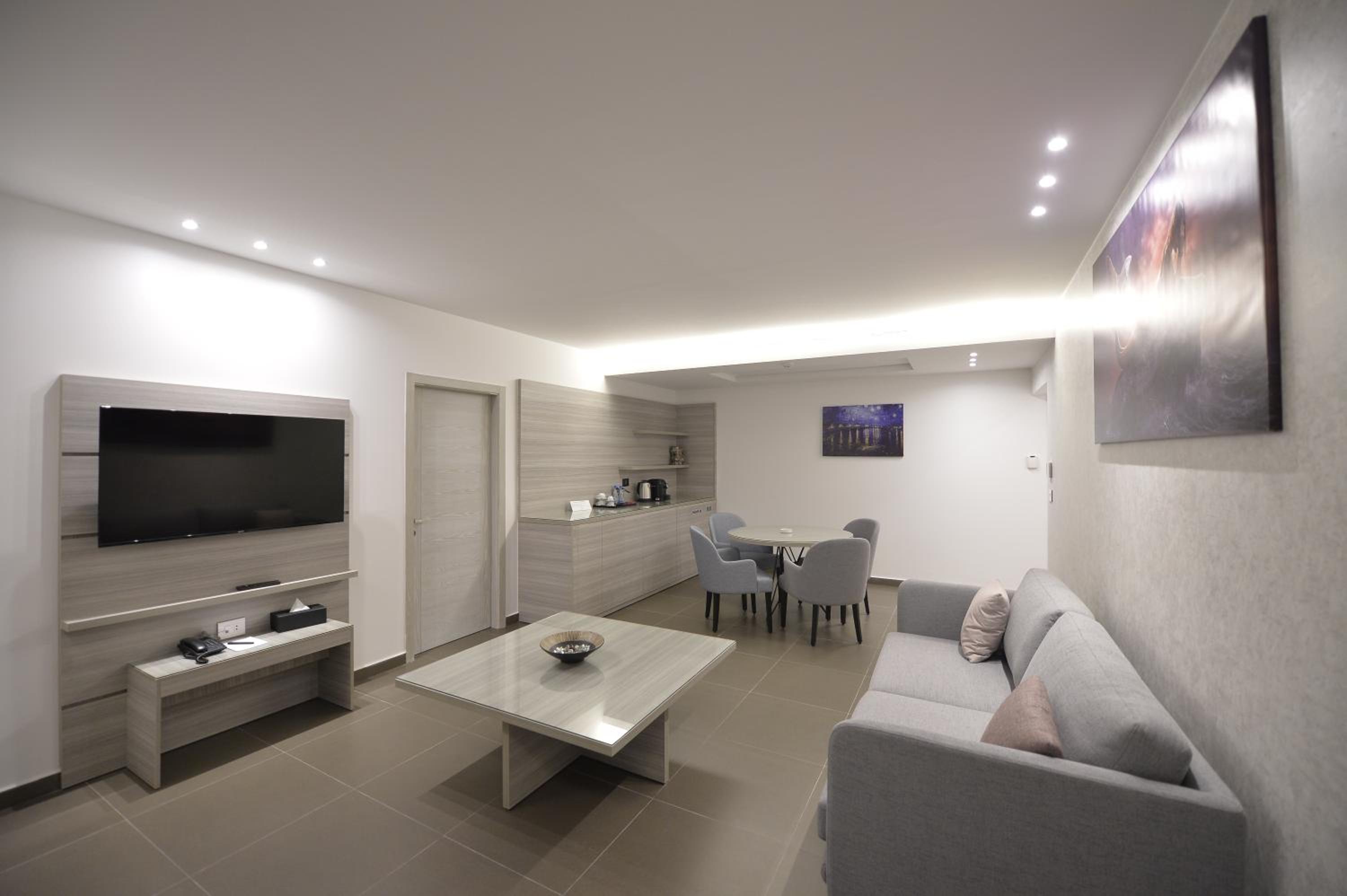 Family Suite - Photo 14