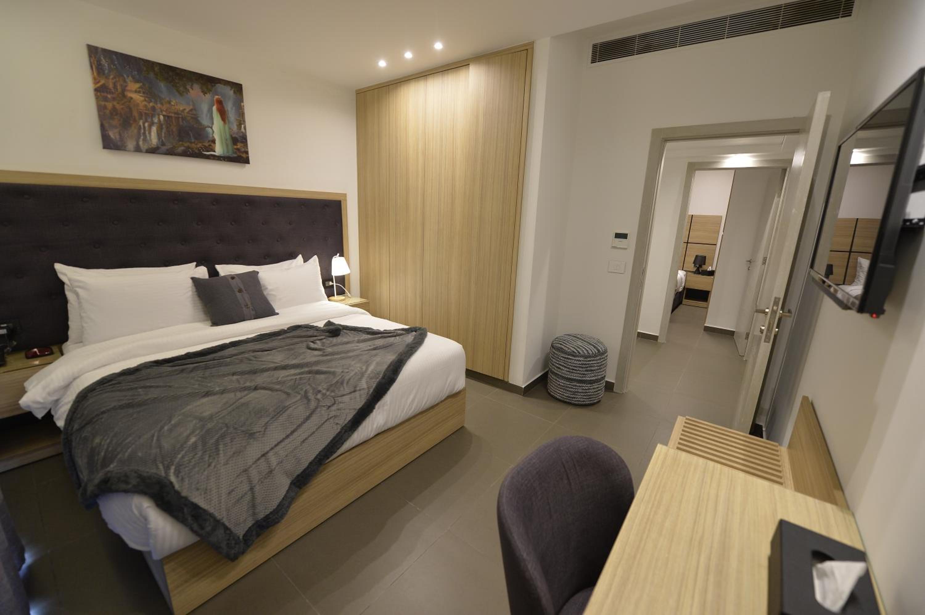 Family Suite - Photo 19