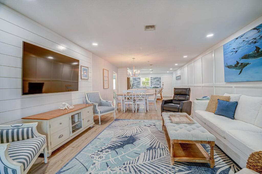 Two-Bedroom House photo 1