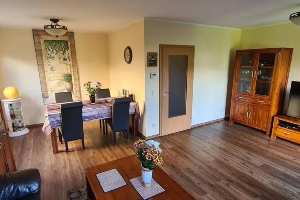 Four-Bedroom House photo 3