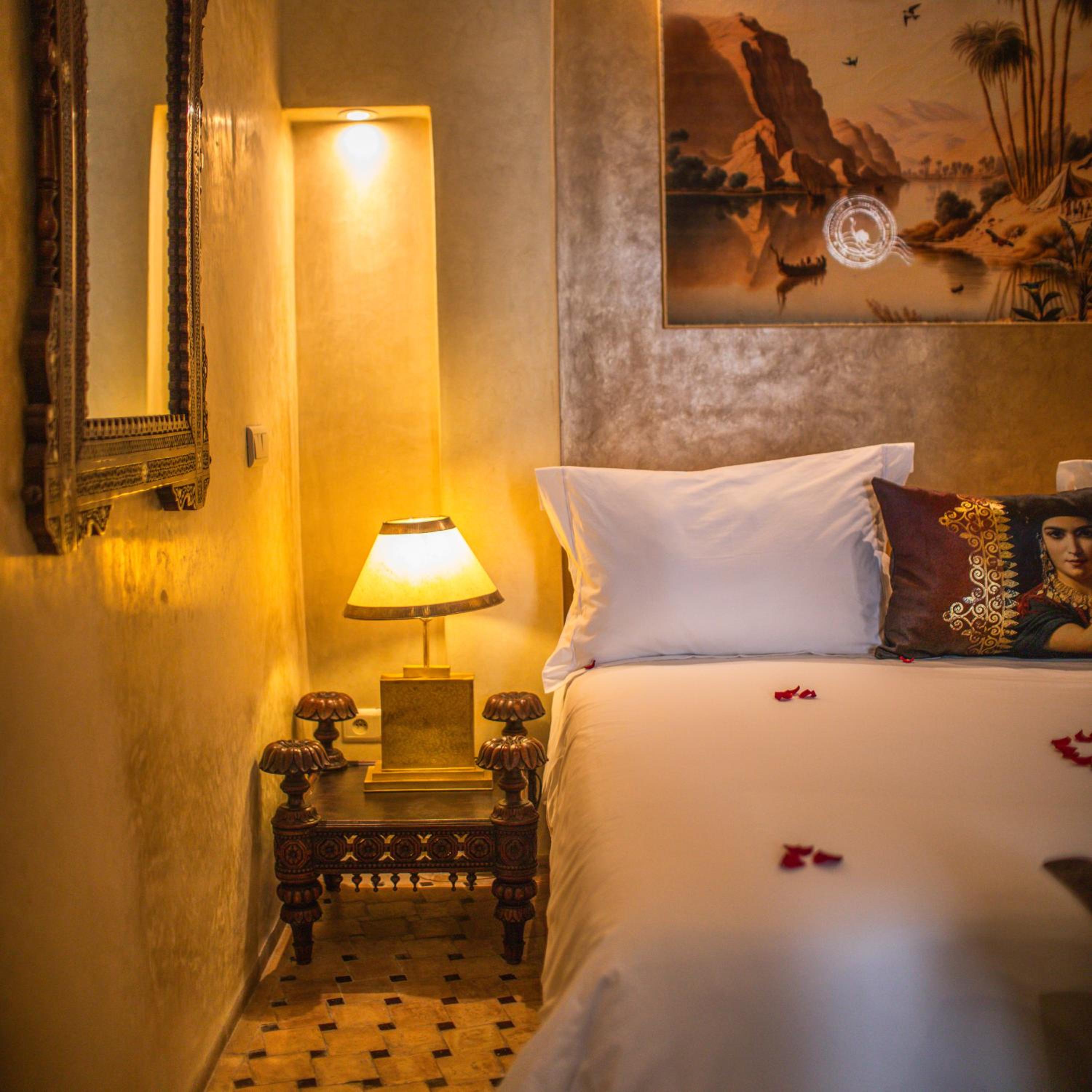 Suite - Photo 20