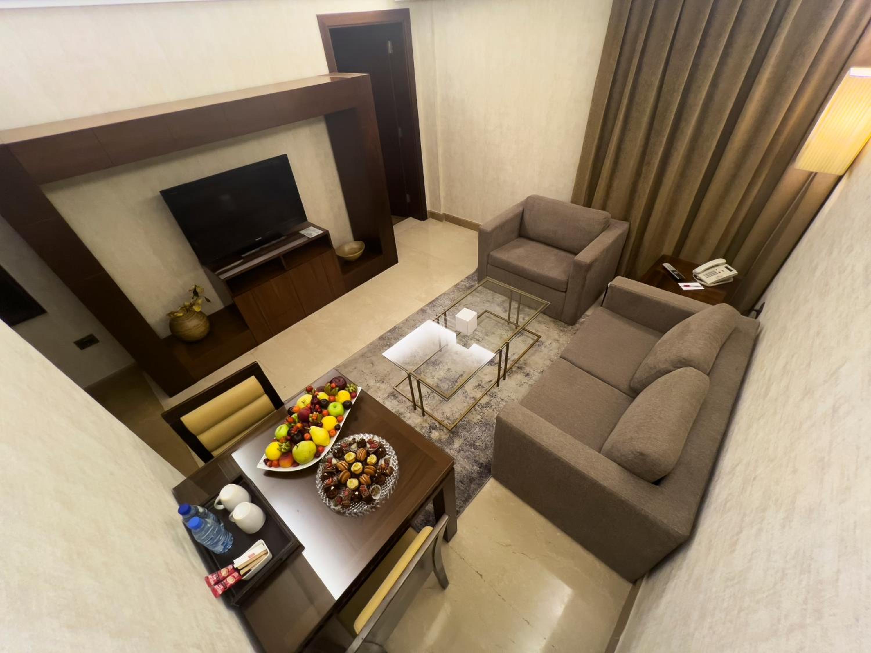Executive Suite City view photo 1