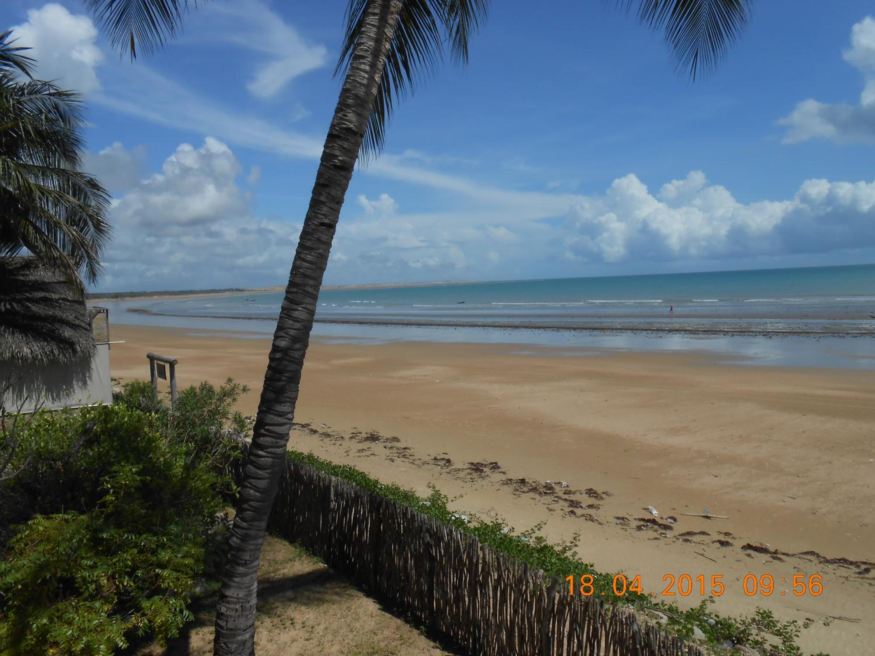 Bungalow - Water Front photo 2