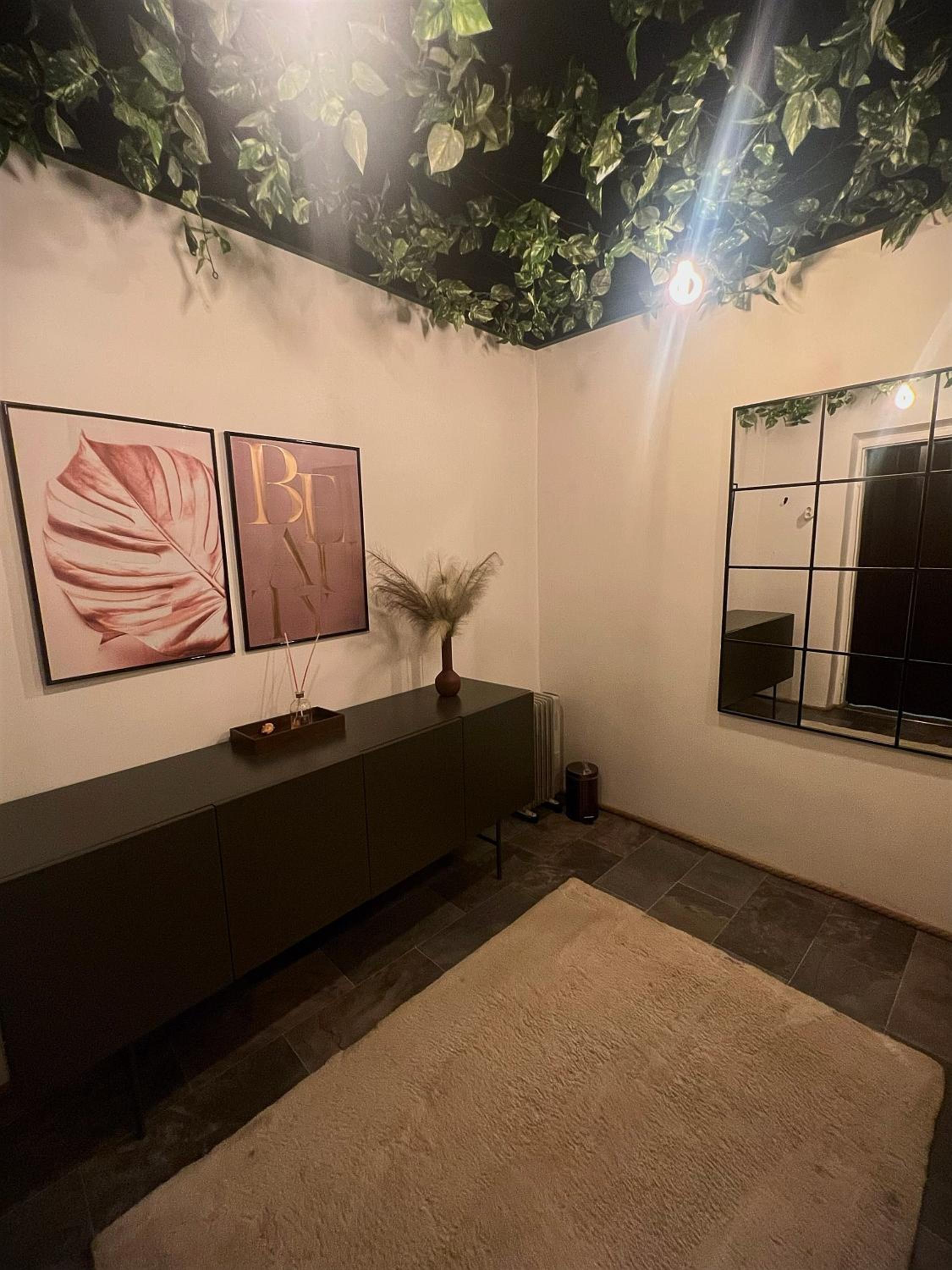 Two-Bedroom Apartment - Photo 16