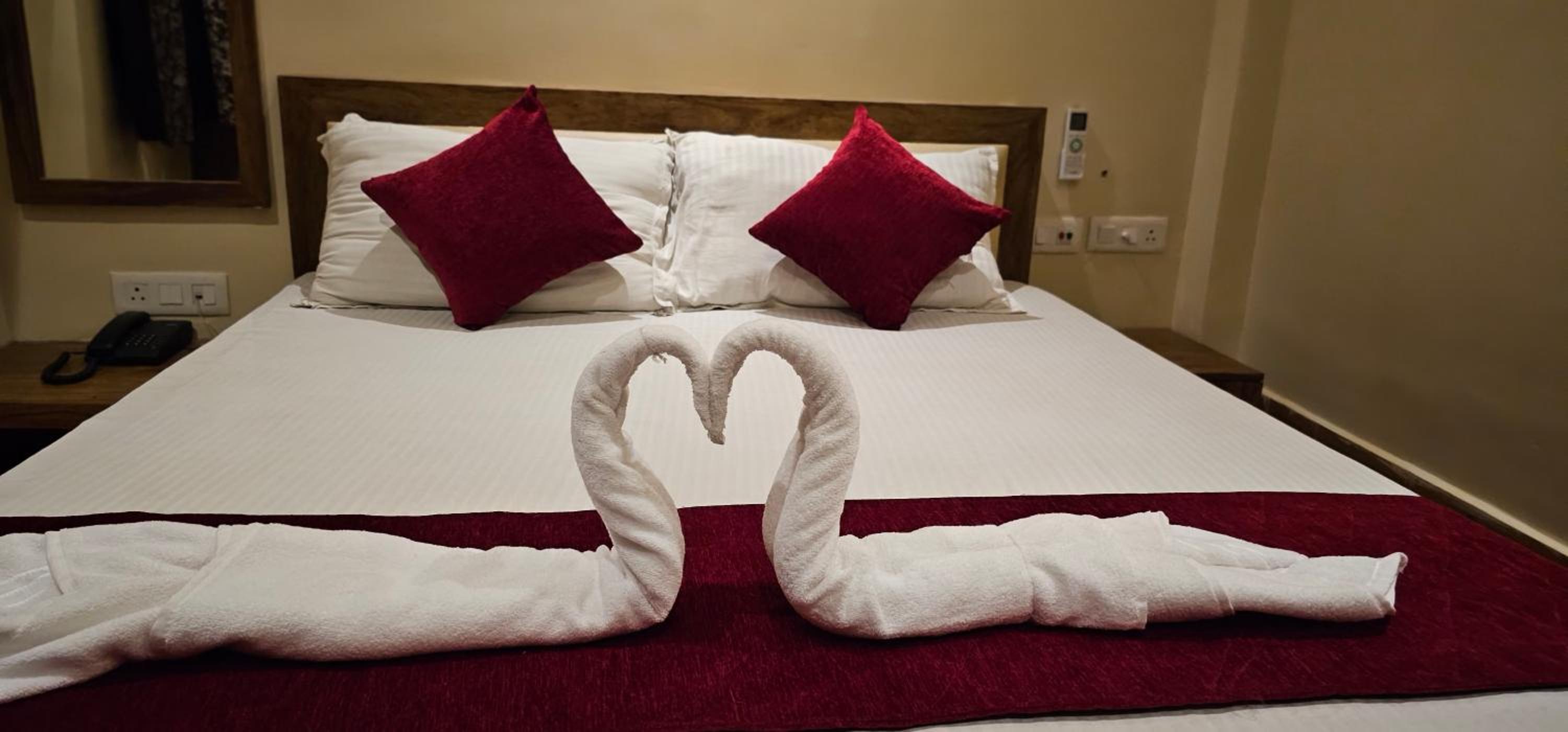 Deluxe Room - Photo 4
