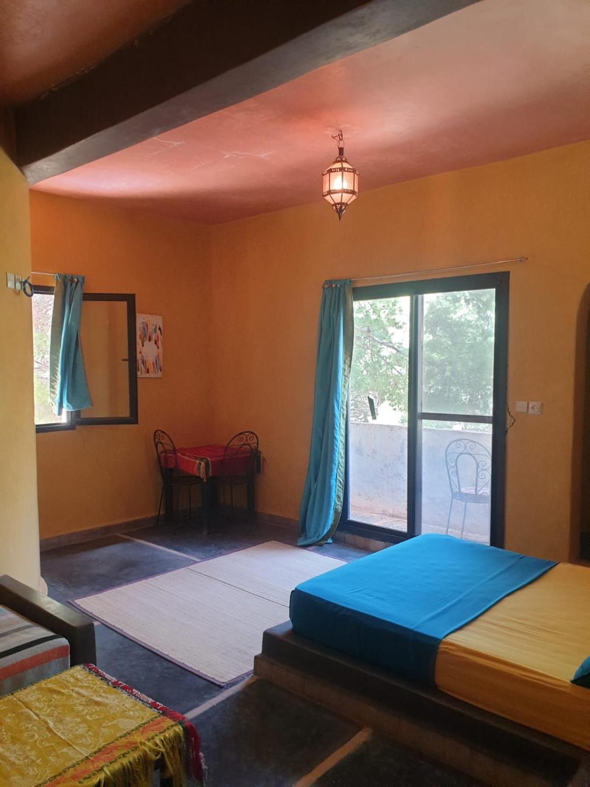 Budget Twin Room - Photo 7