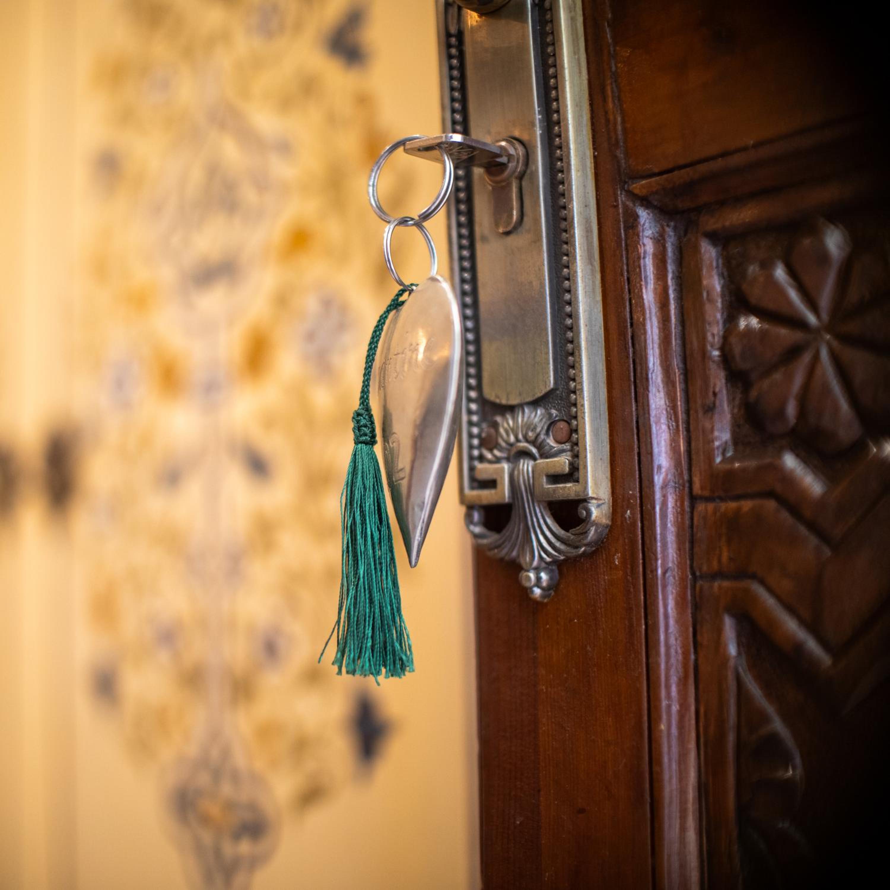 Suite - Photo 13
