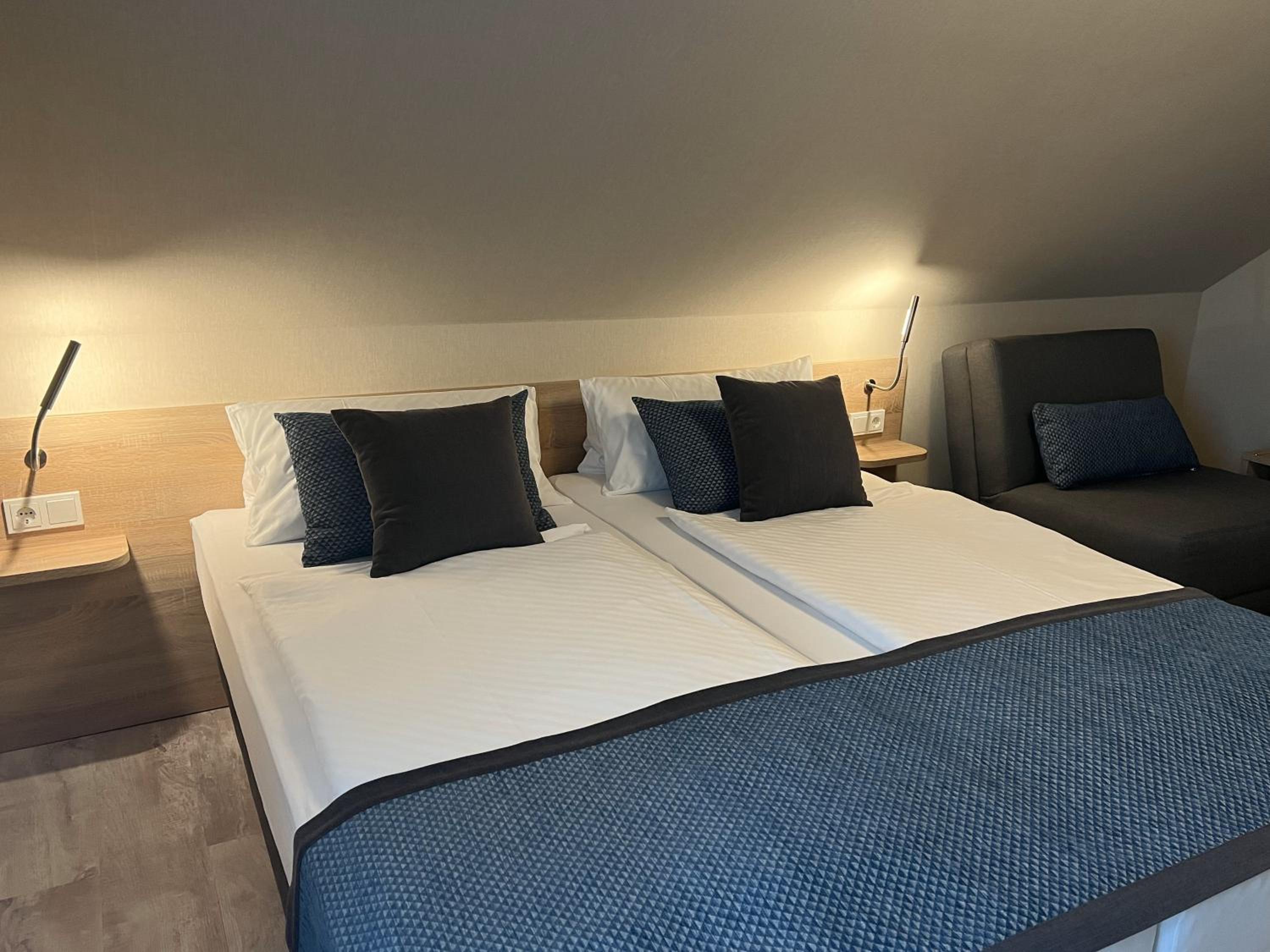 Deluxe Double Room - Photo 5
