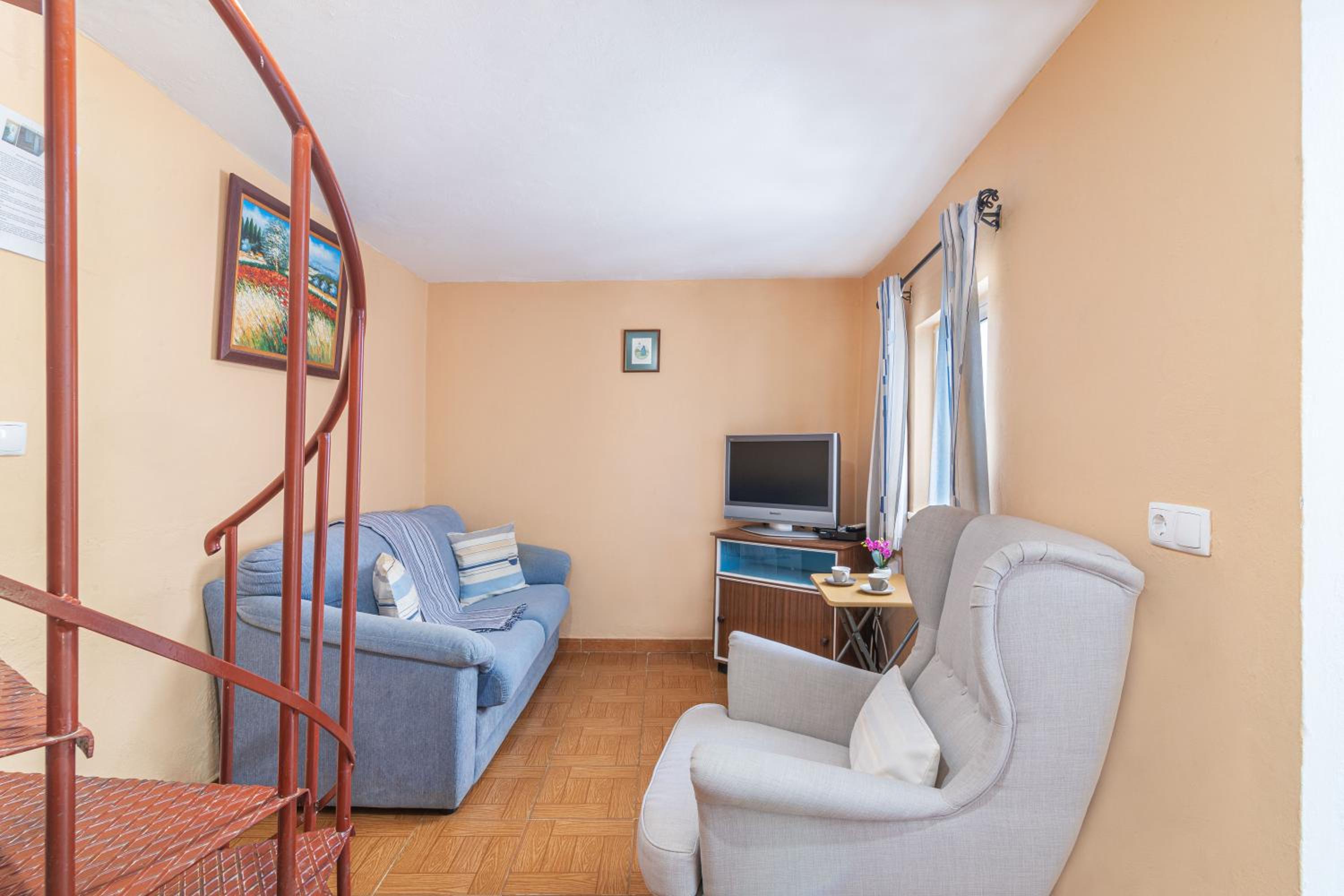 Villa photo 2