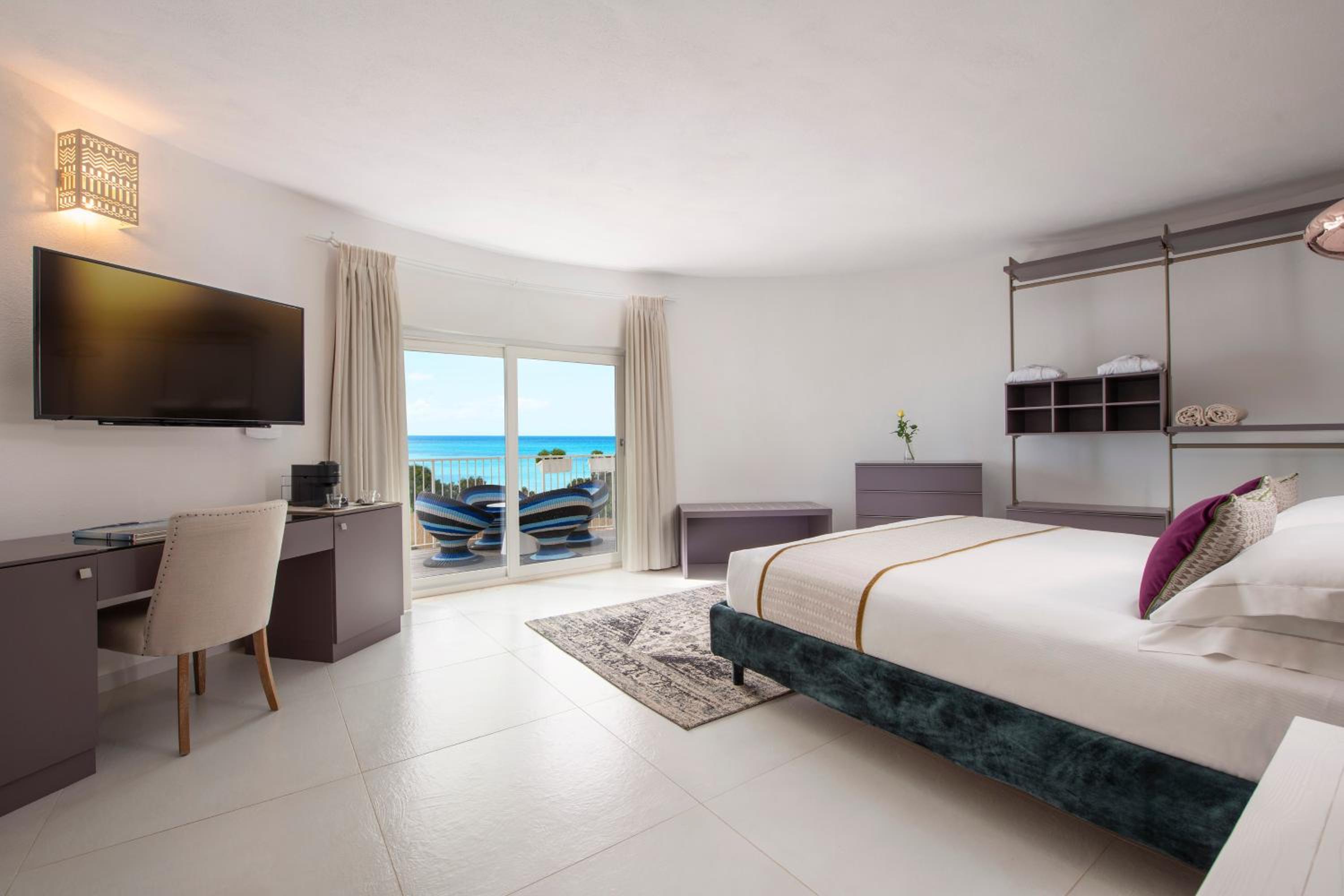 Junior Suite with Sea View photo 1
