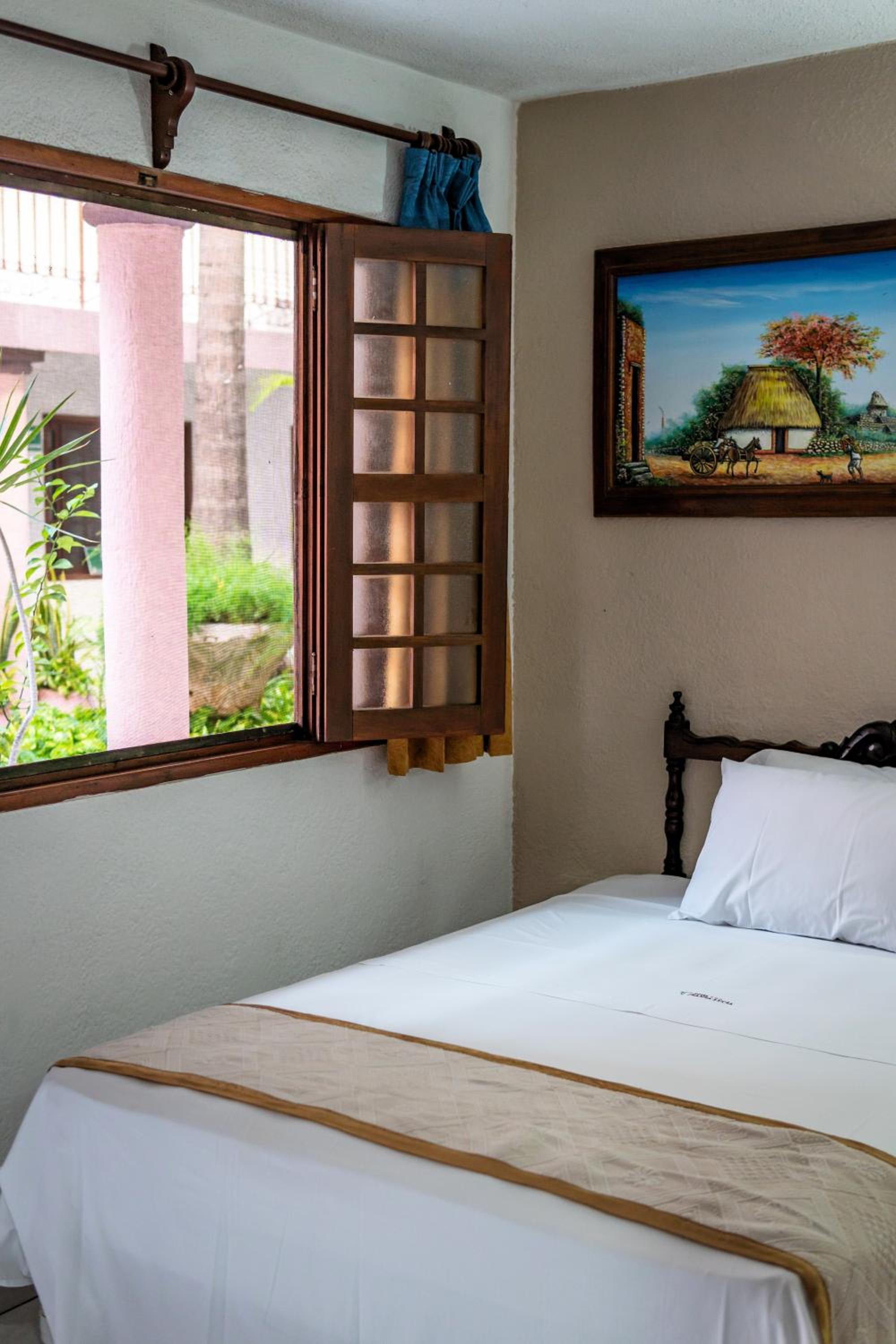 Double Room - Photo 5