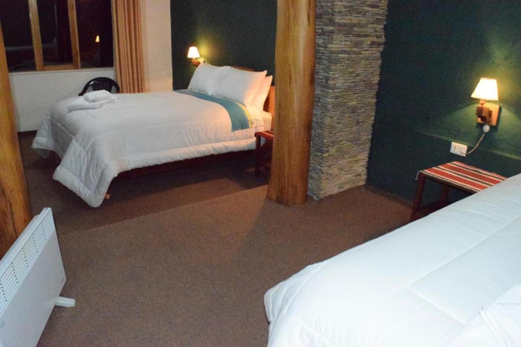 Twin Room With Private Bathroom photo 2