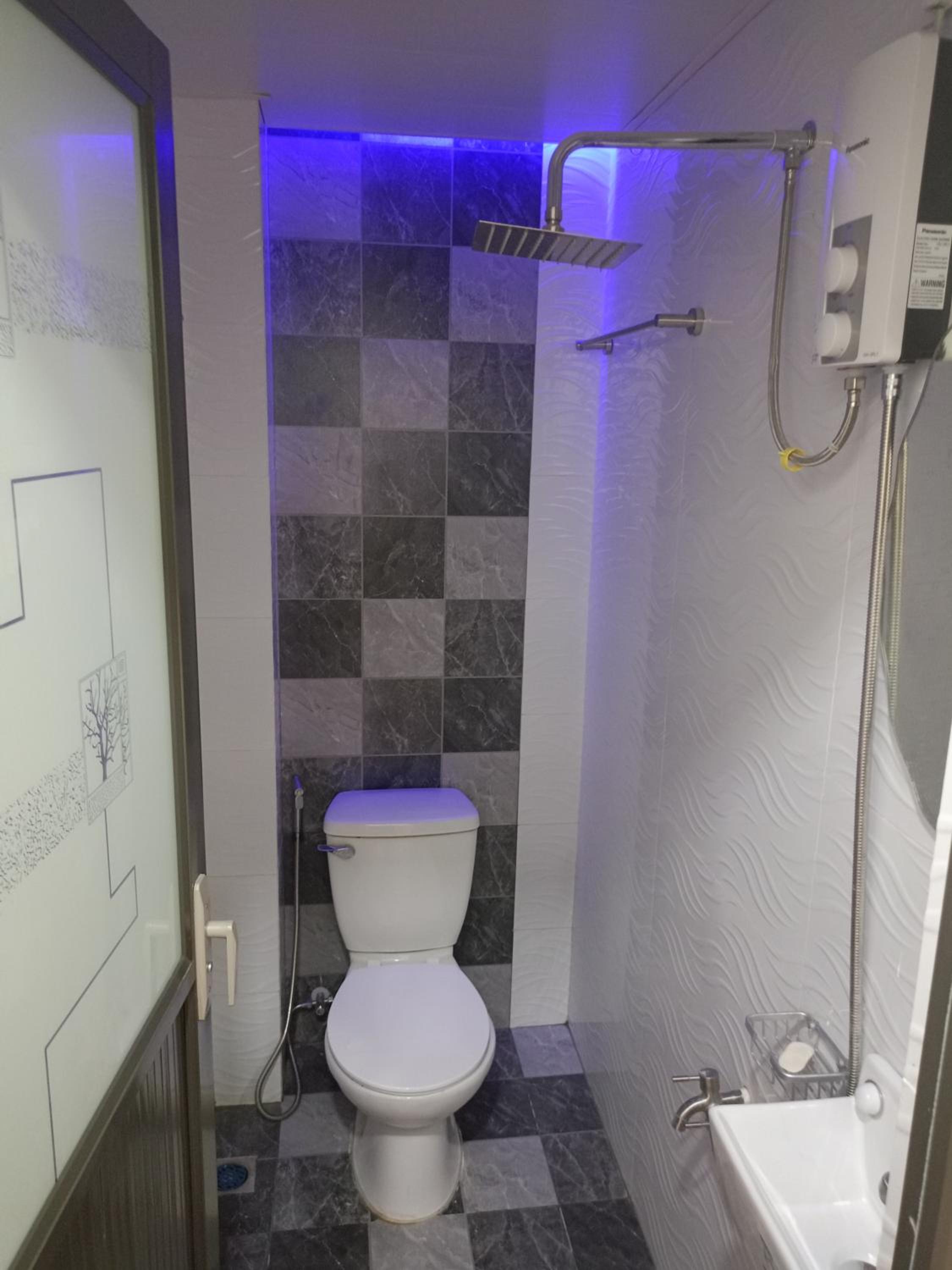 Double Room With Private Bathroom photo 1