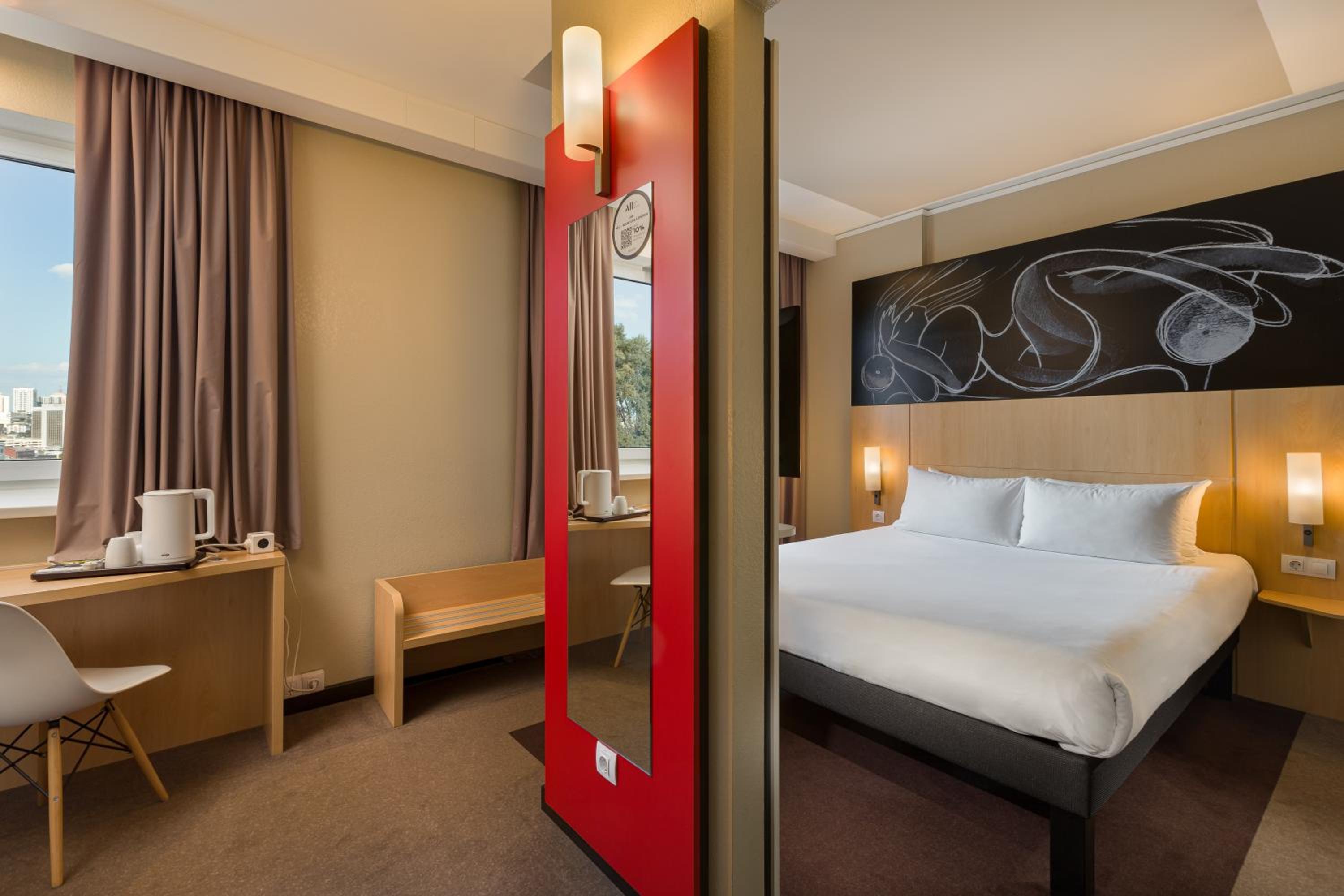 Premium Double Room - Photo 20
