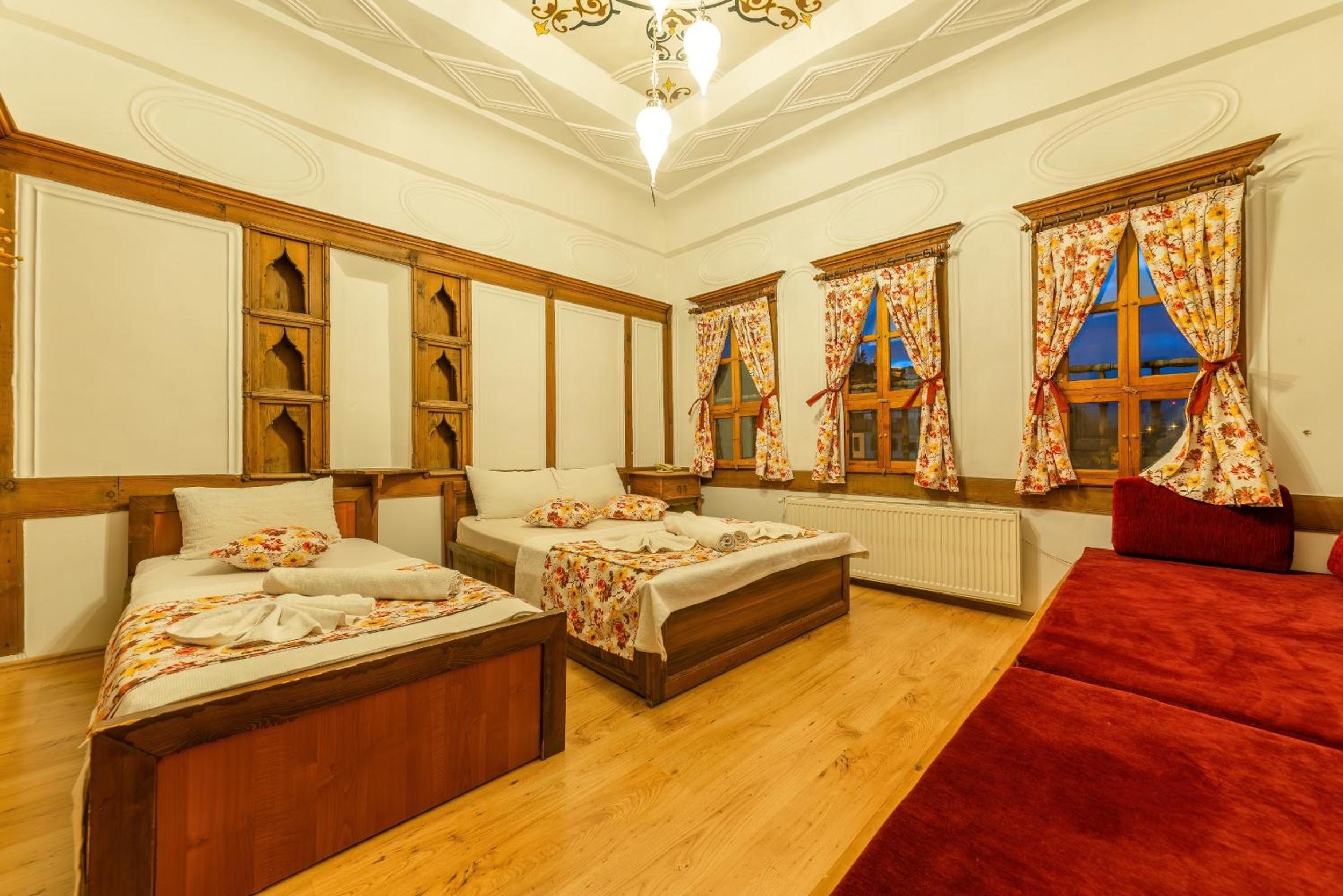 Deluxe Double Room - Photo 2