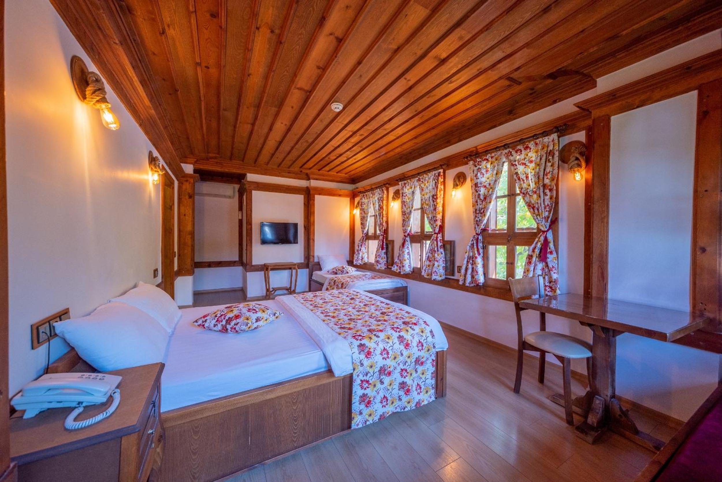 Large Single Room