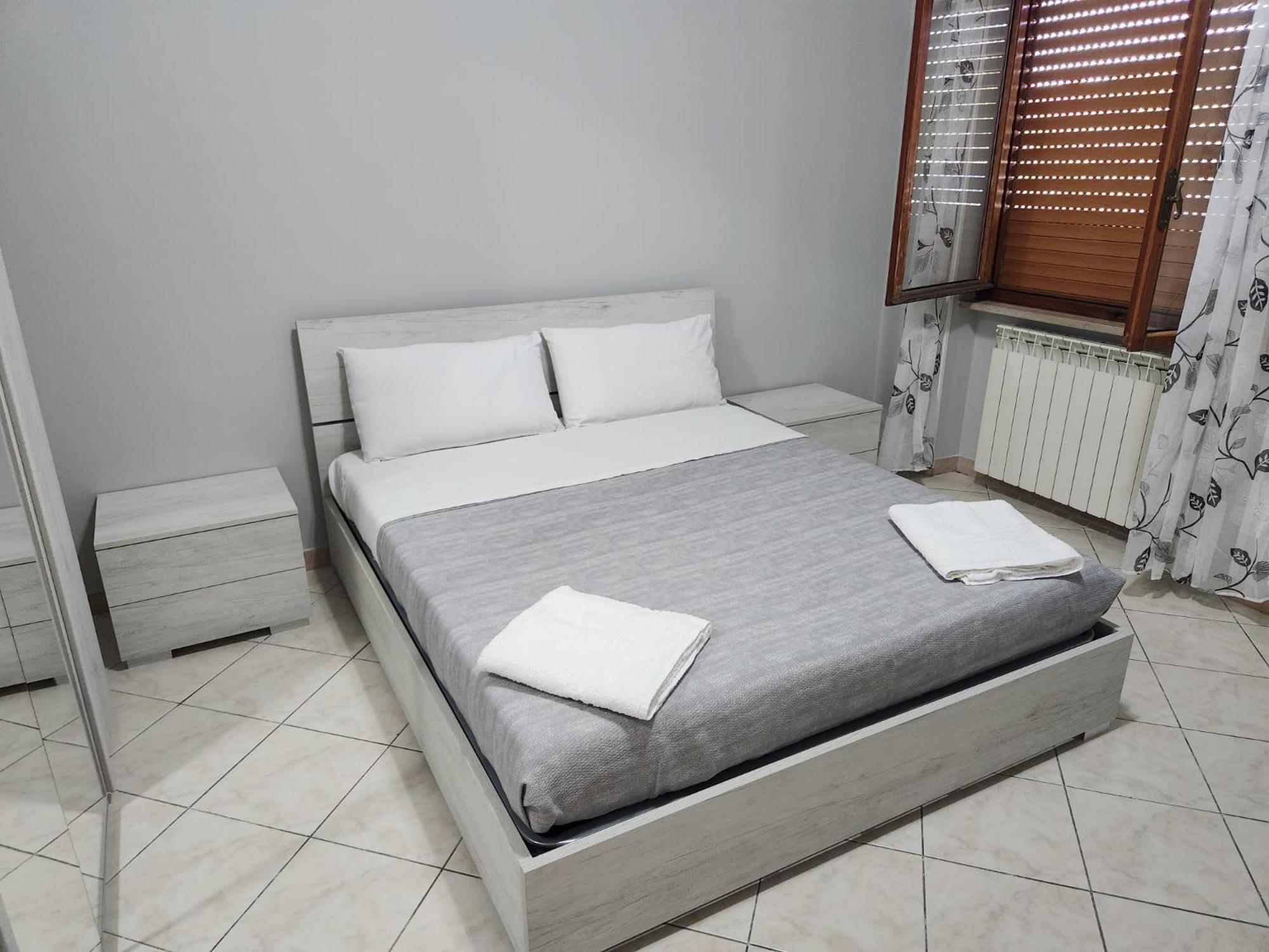 Large Double Room photo 1