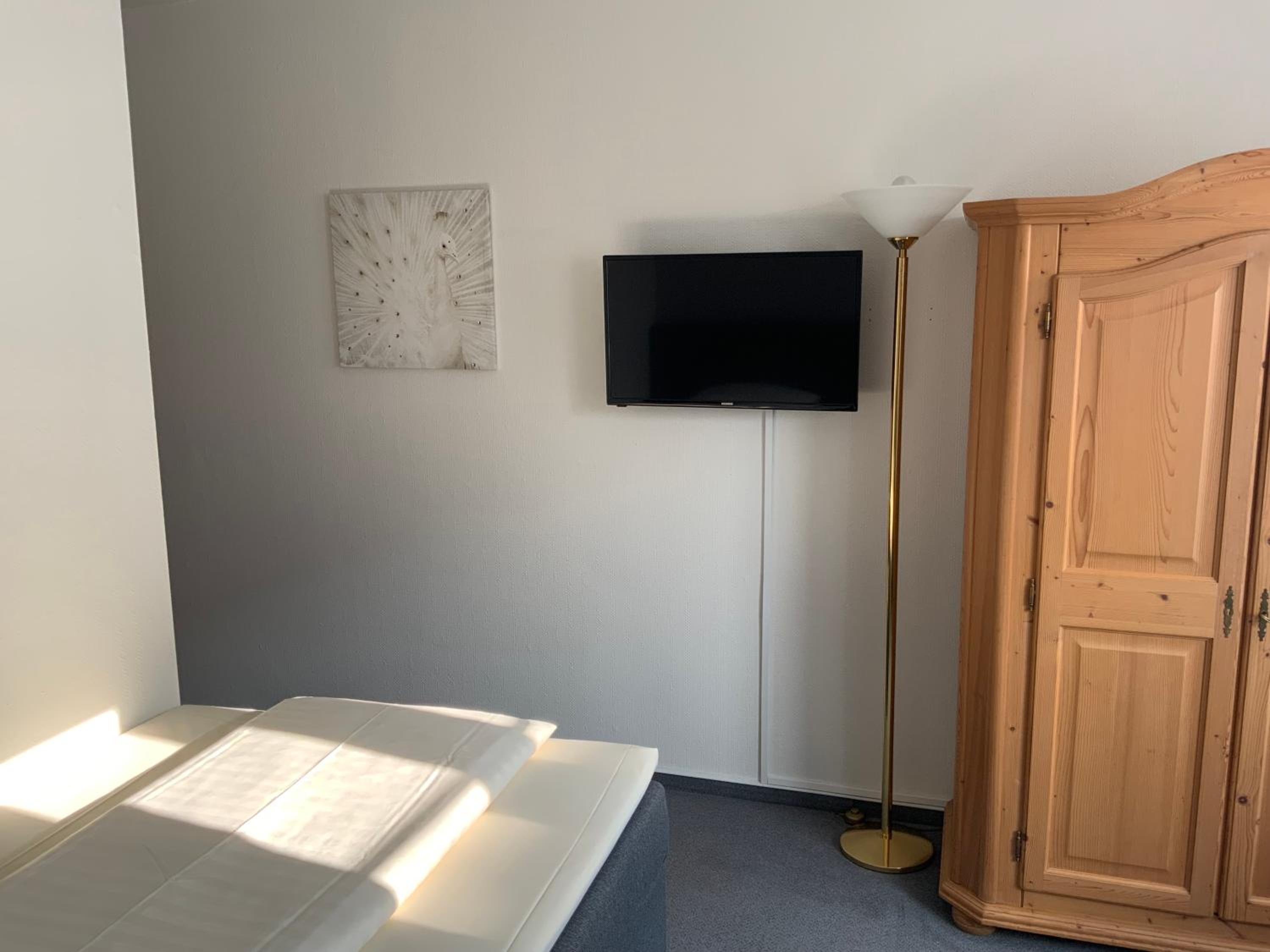 Single Room photo 2