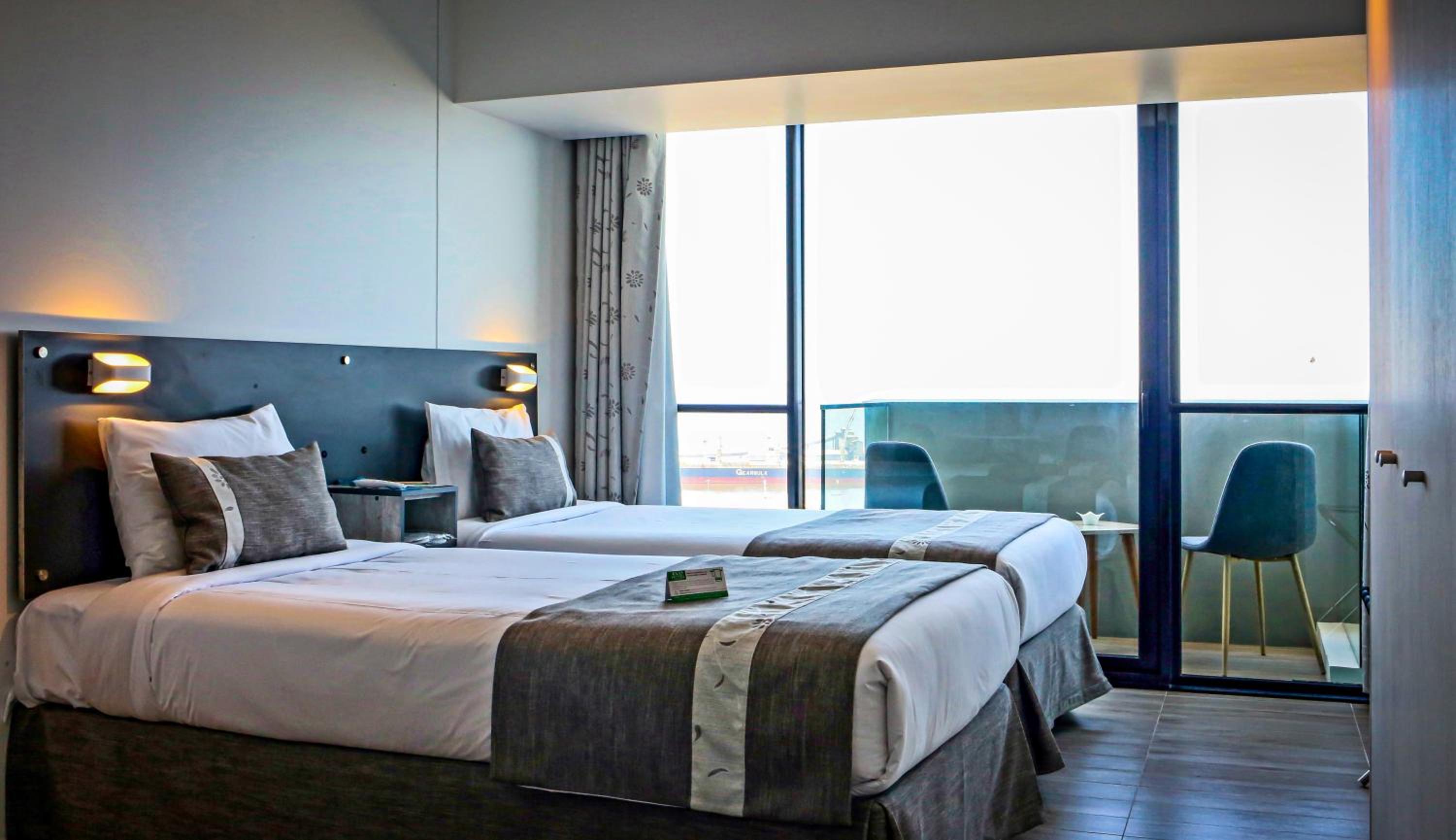 Apartment with Sea View photo 3