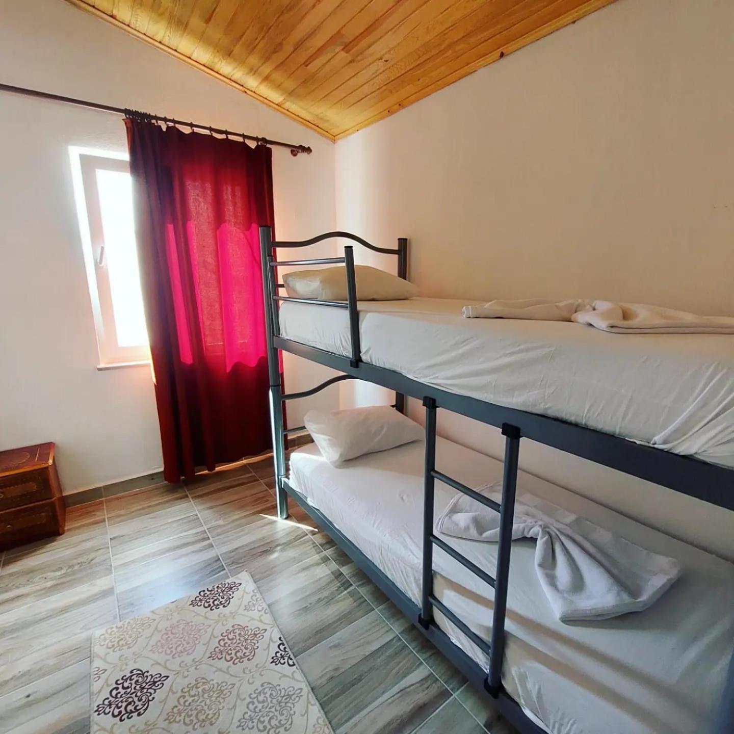 Quadruple Room photo 2