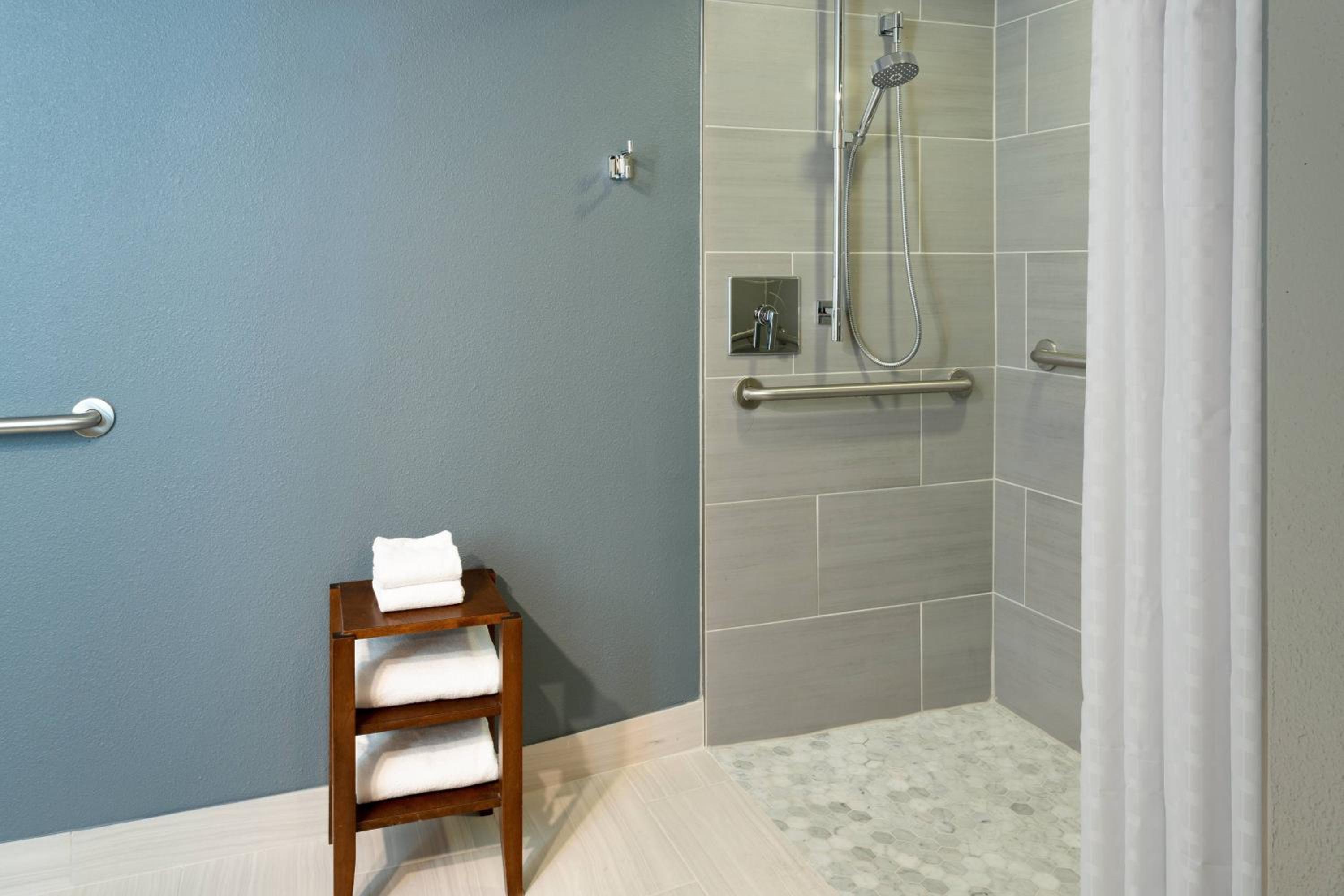 King or Double Room - Photo 2