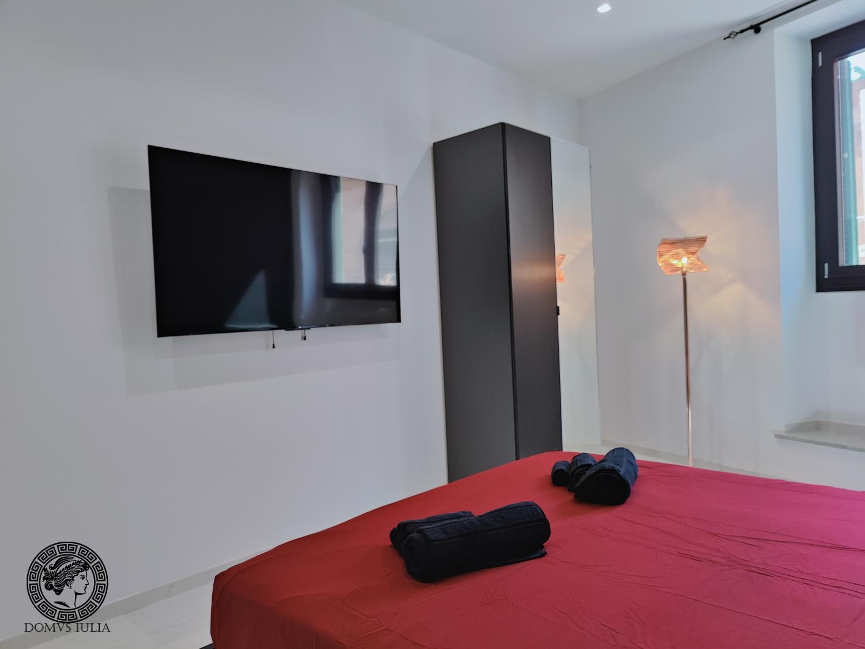 Double Room with Private External Bathroom photo 3