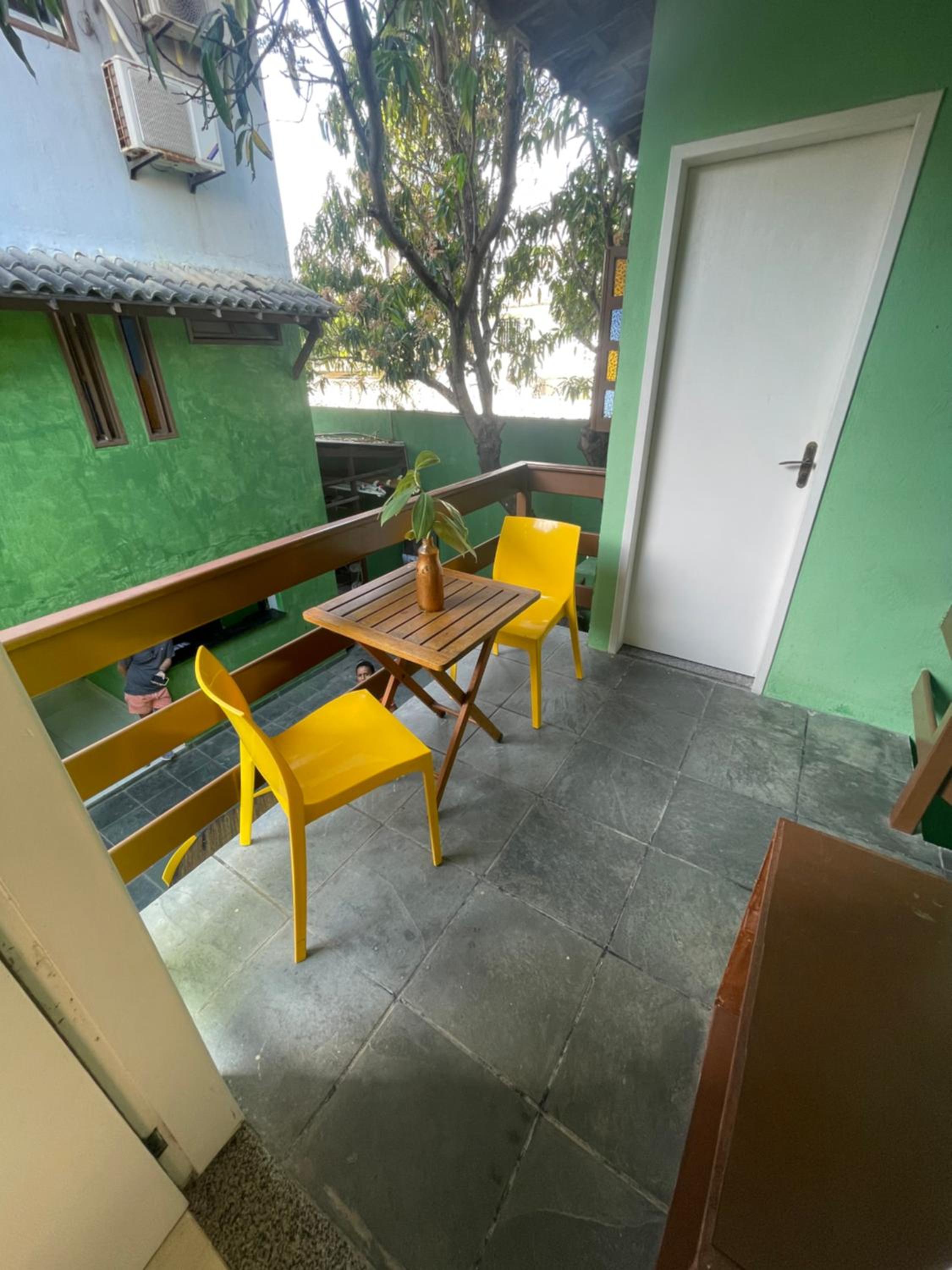 Basic Triple Room with Shared Bathroom photo 3
