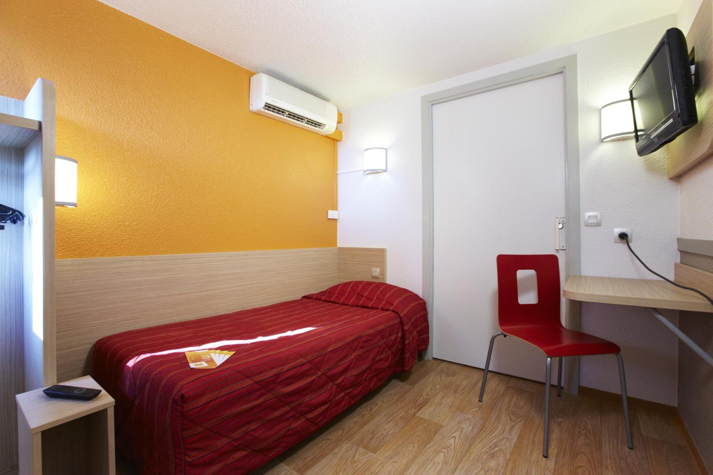 Single Room photo 2