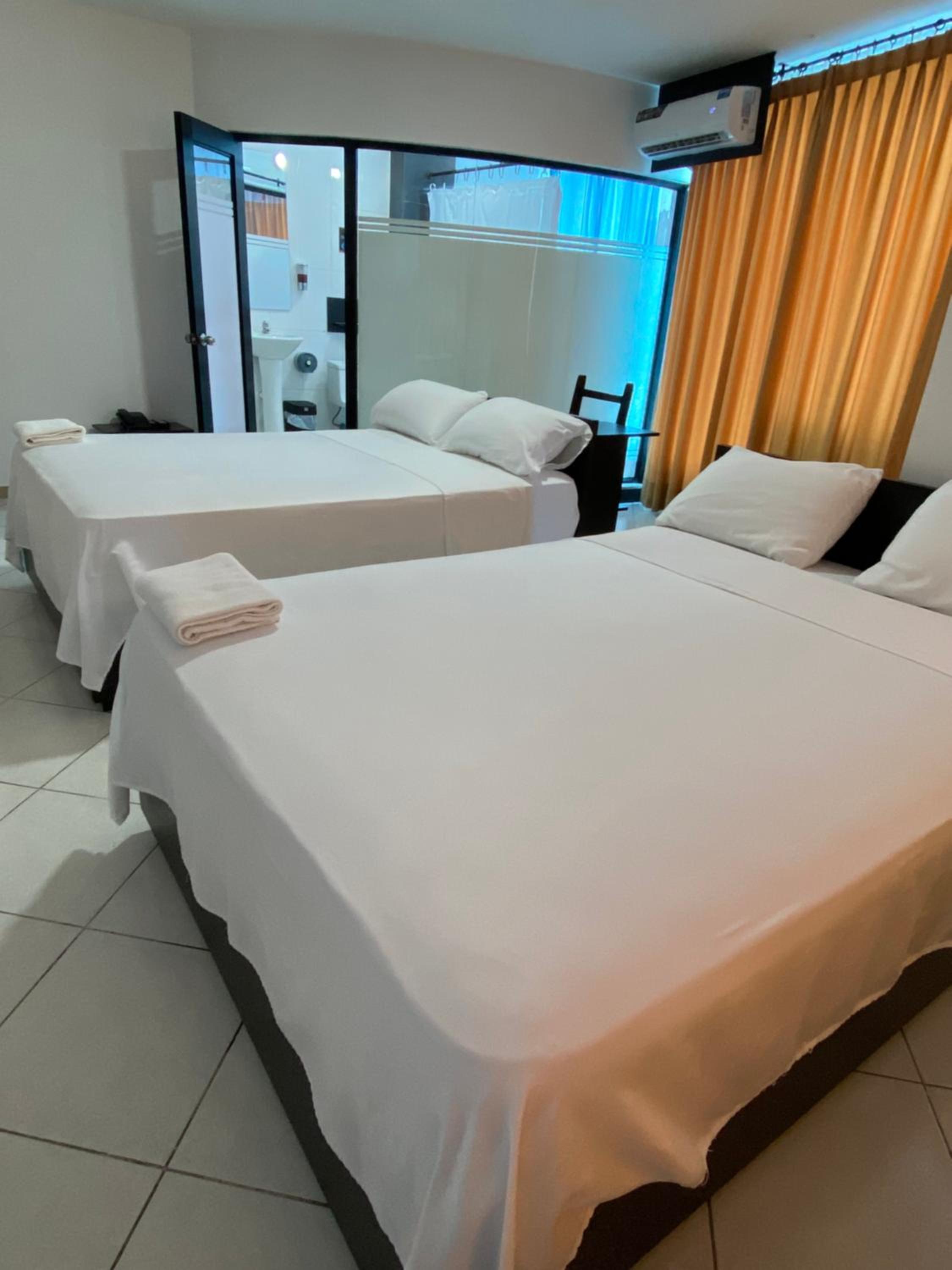 Standard Quadruple Room photo 2