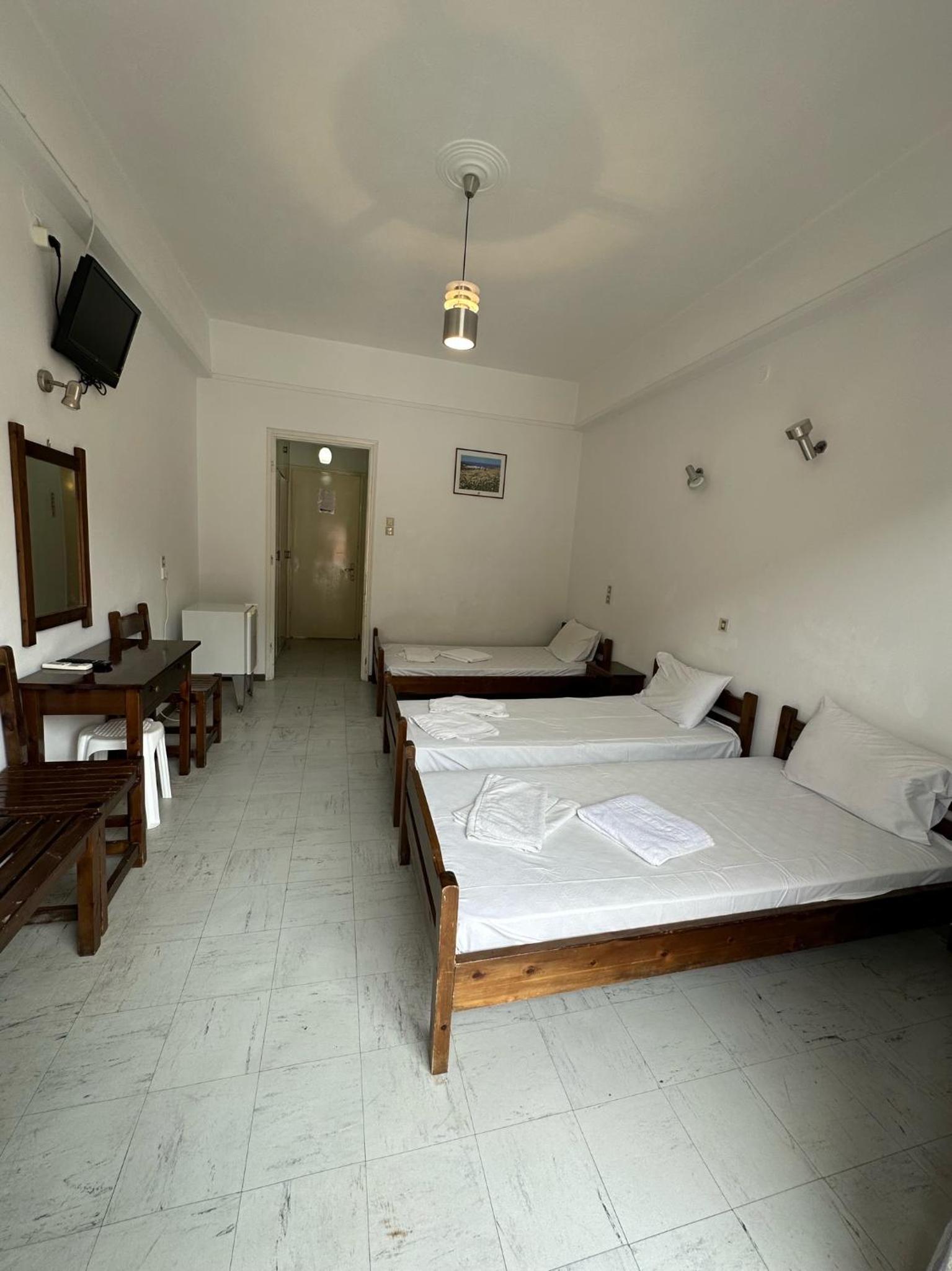 Triple Room - Photo 2