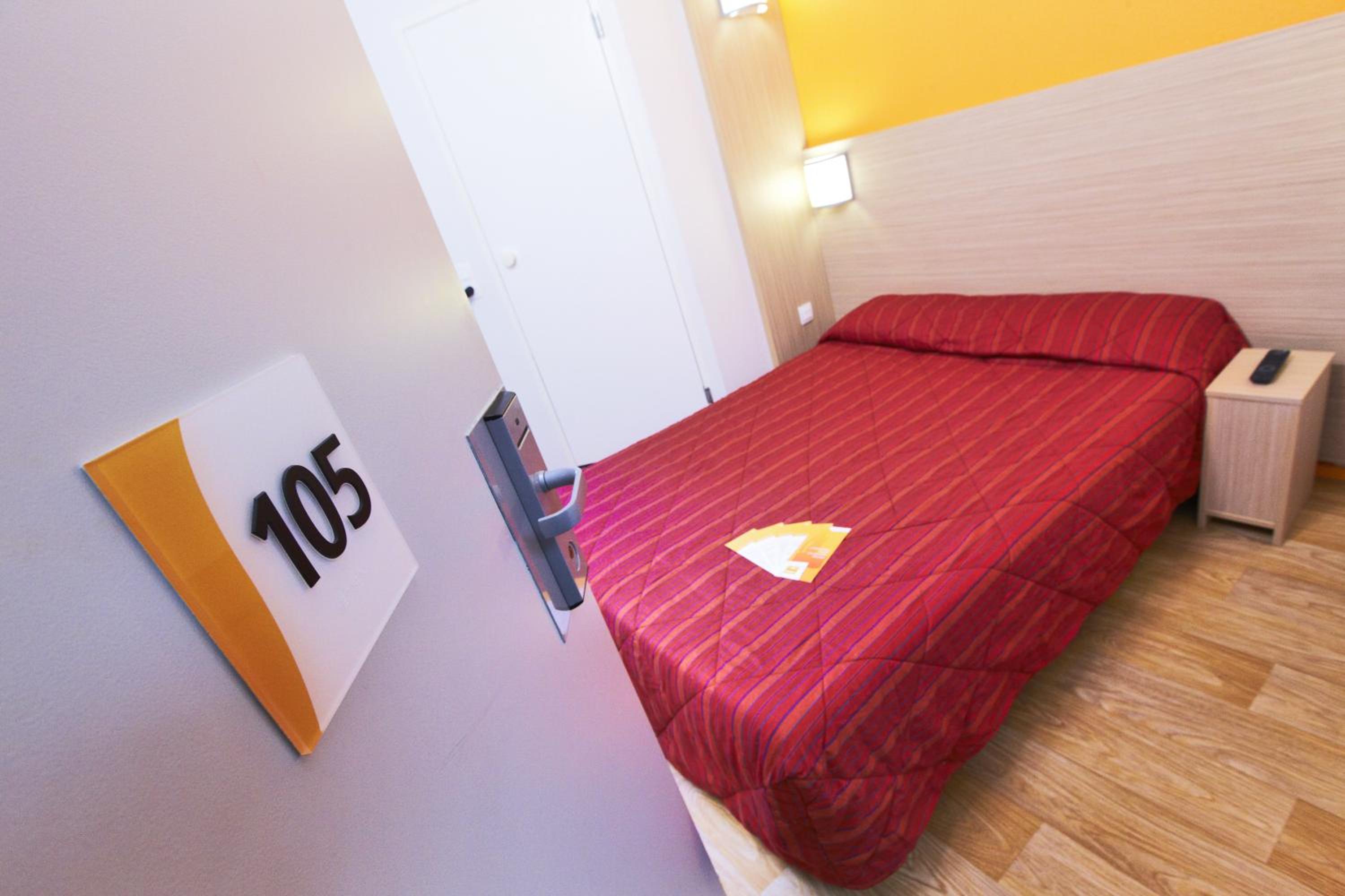 Double Room - Photo 3