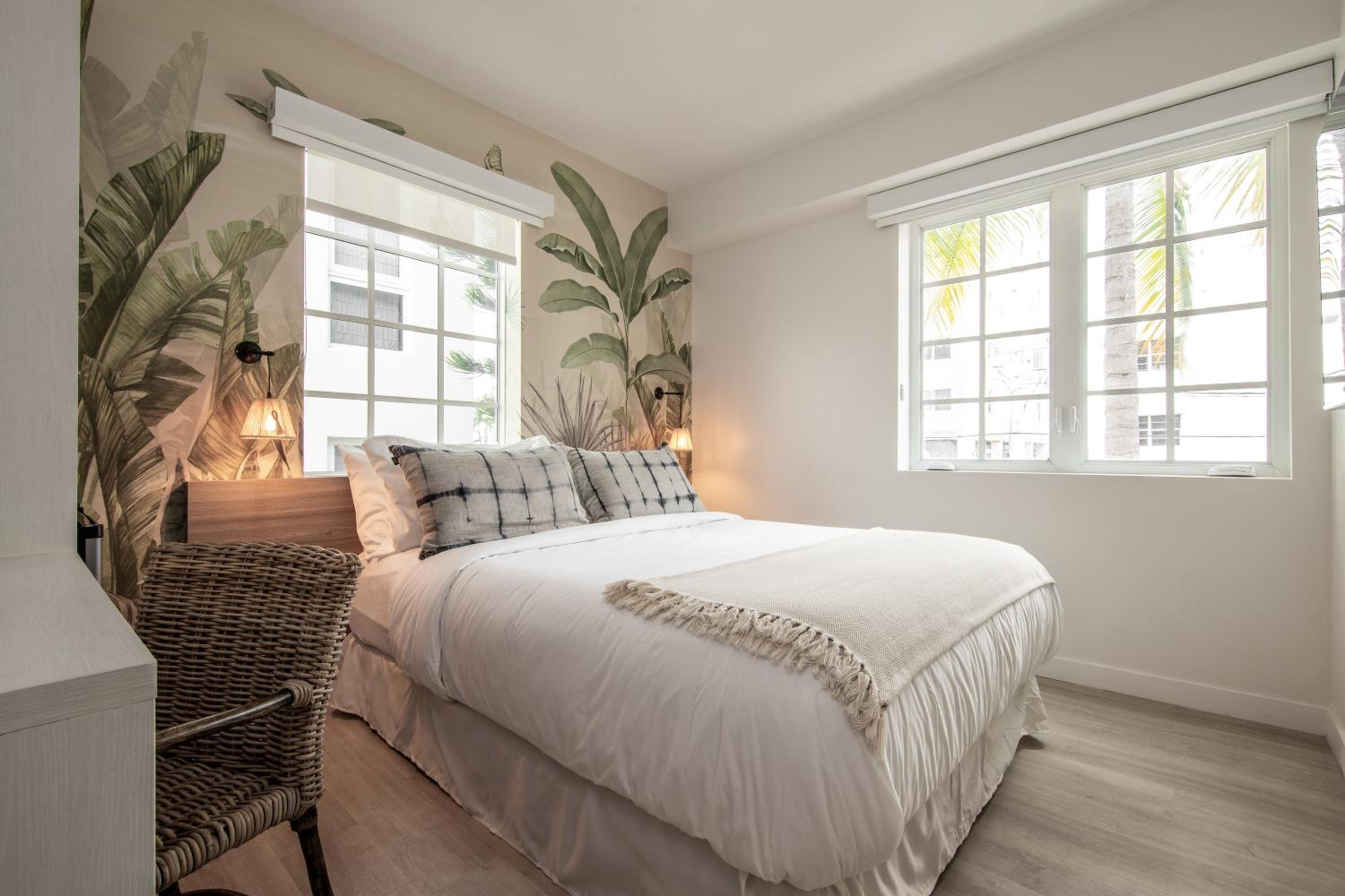 Queen Room