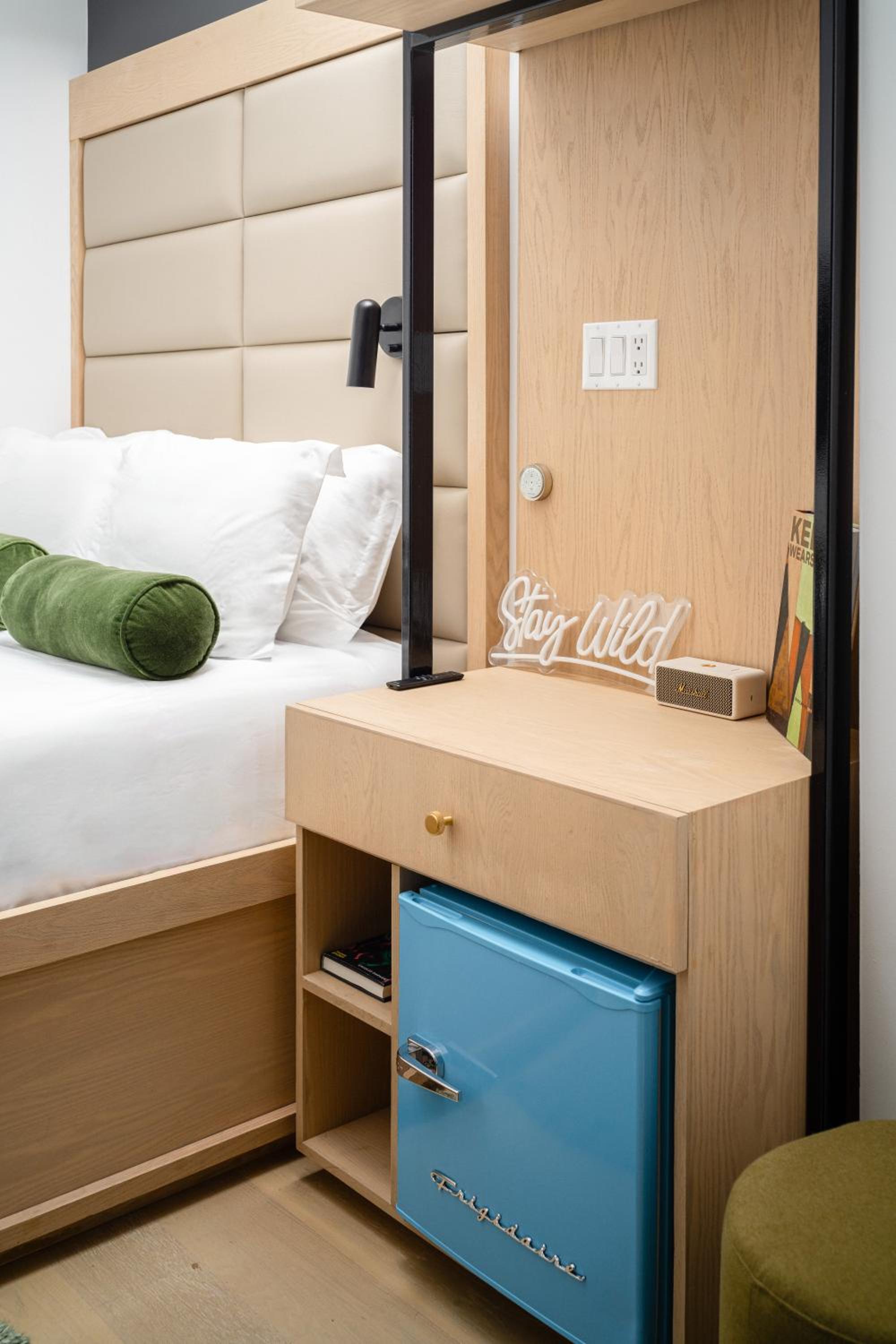 Little Charlie Hotel, Billede 14
