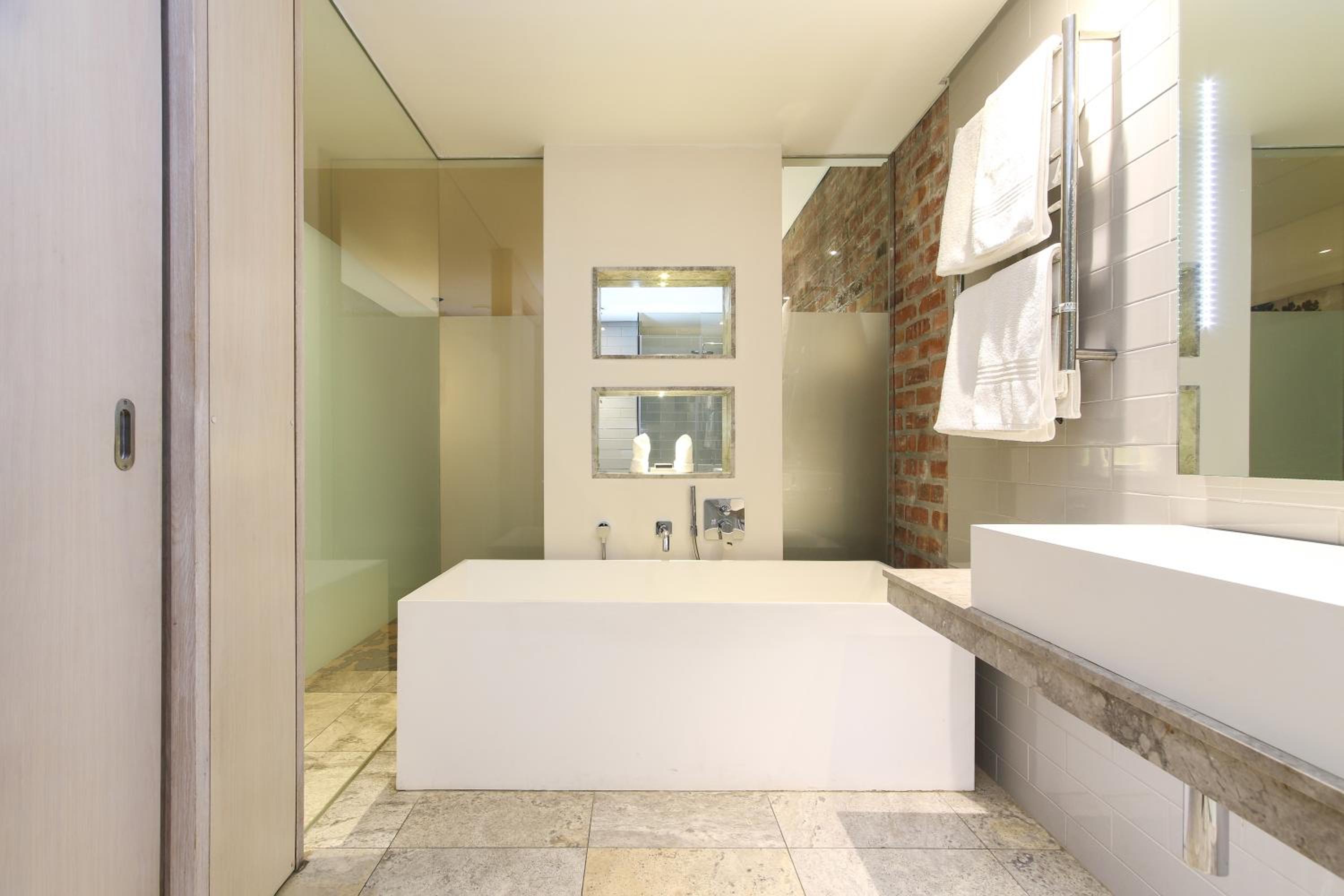 Luxury Room - Photo 2