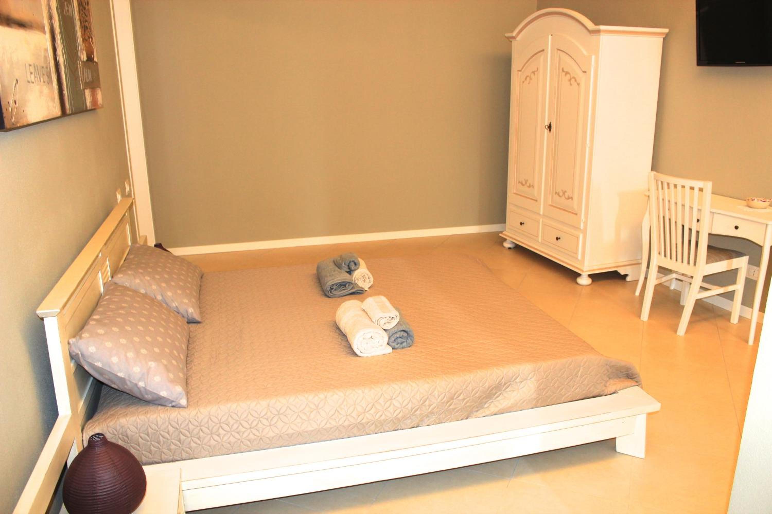 Deluxe Suite - Photo 1