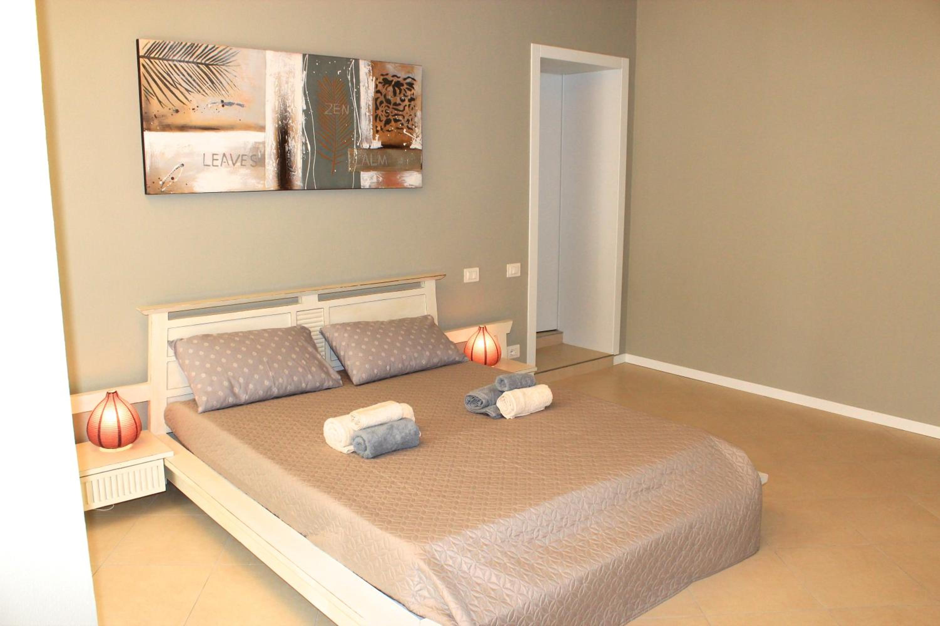 Deluxe Suite - Photo 2