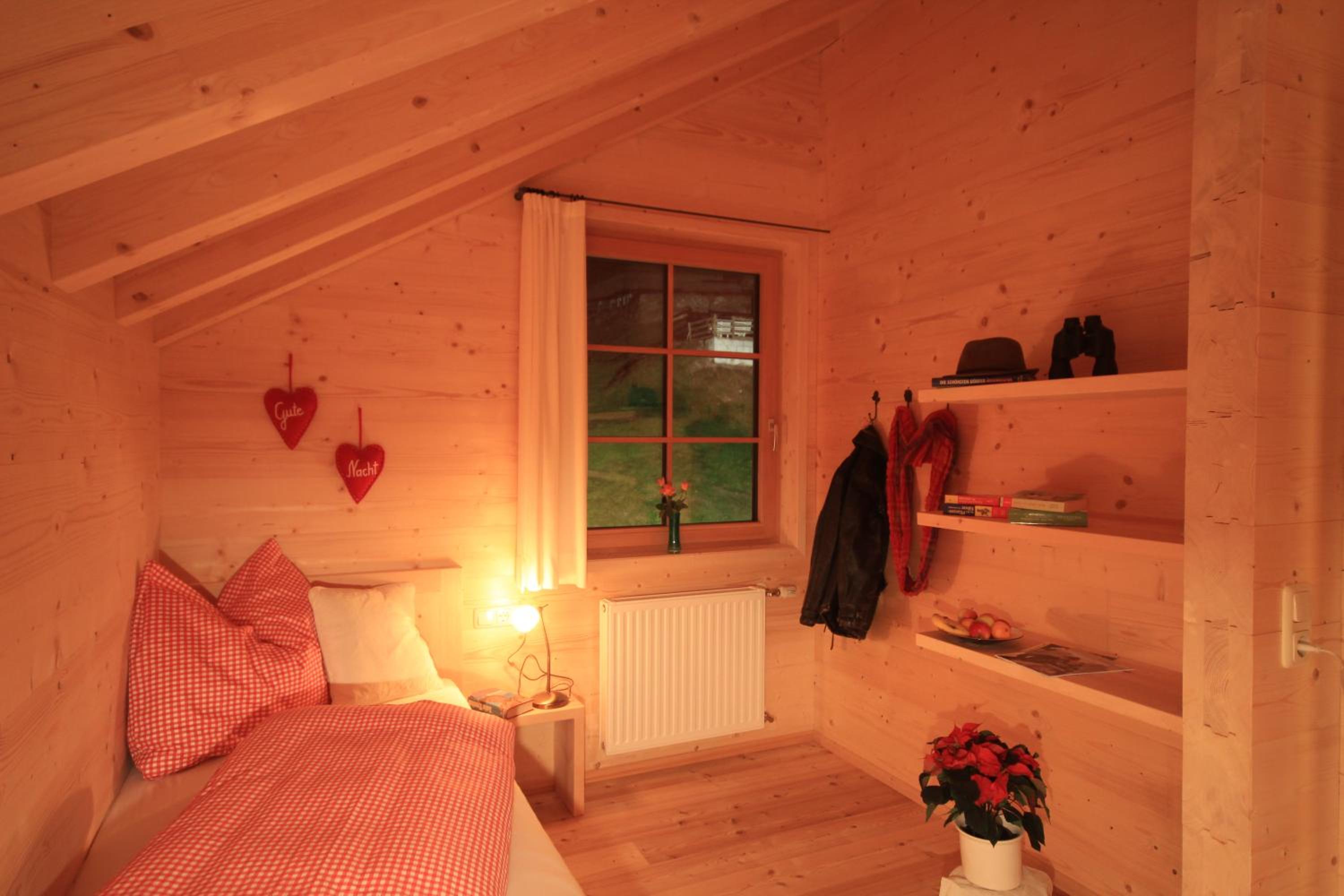 Holiday home with balcony photo 2