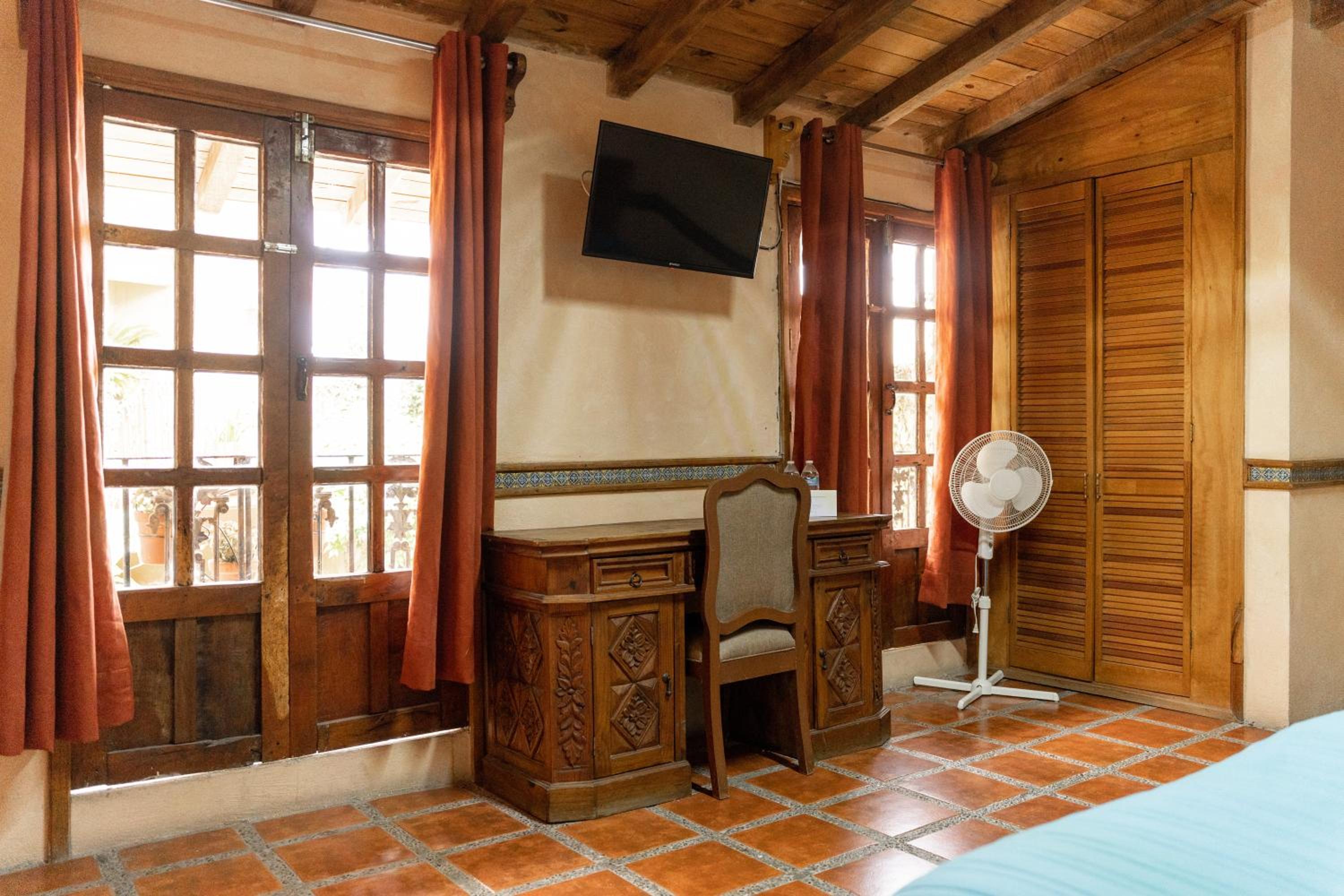 Quadruple Room - Photo 2