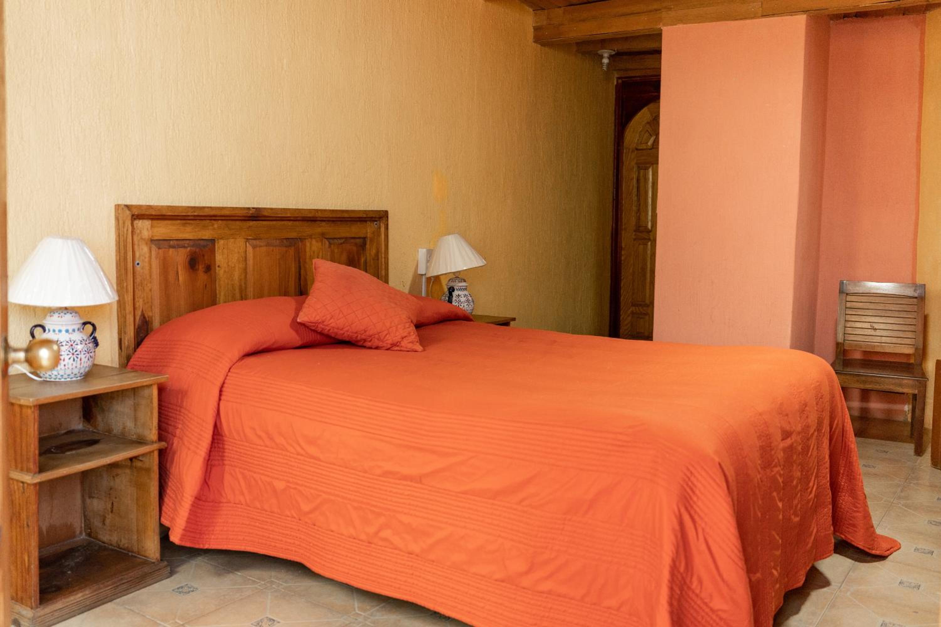 Standard Double Room - Photo 6