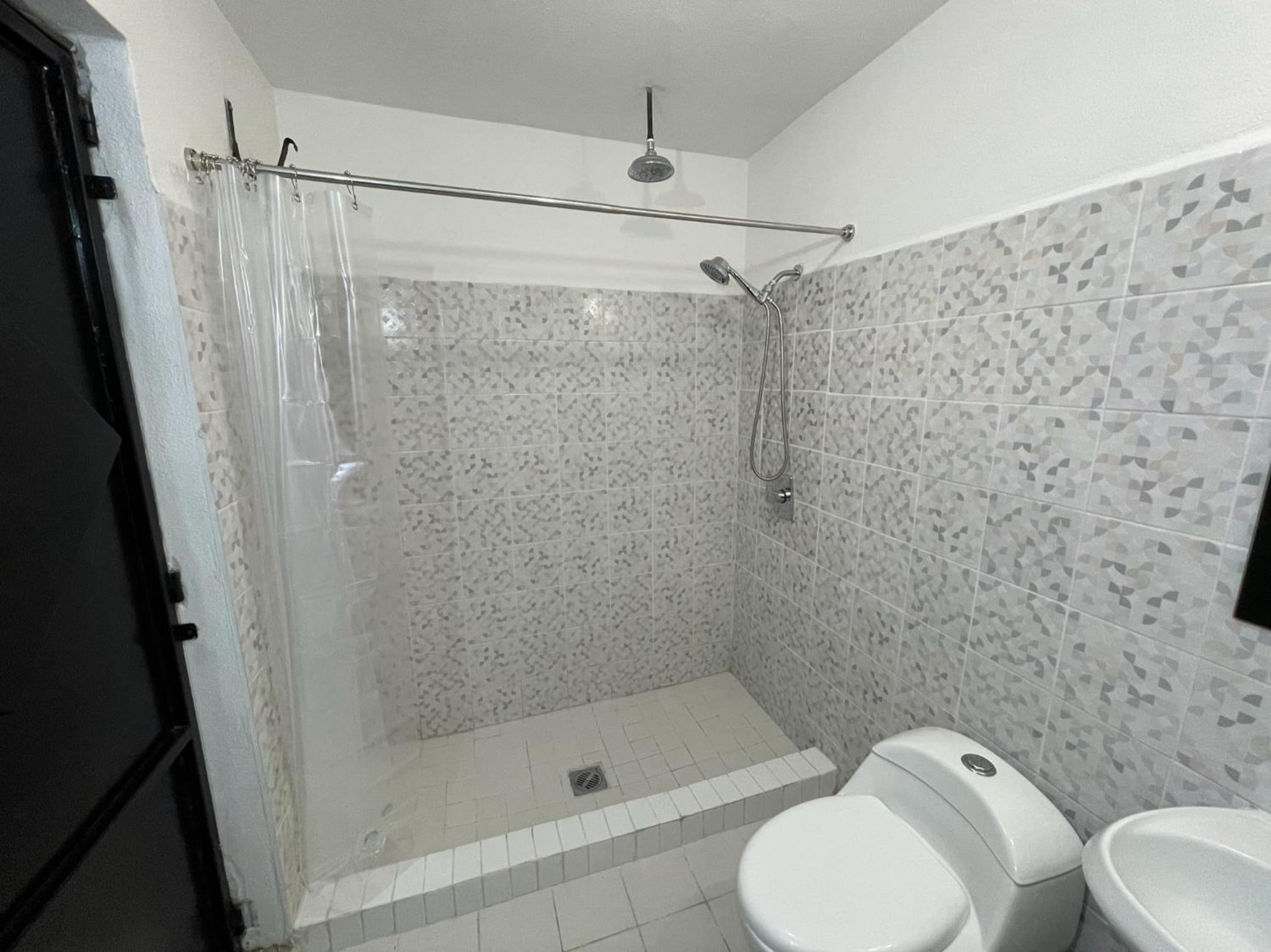 One-Bedroom House photo 2