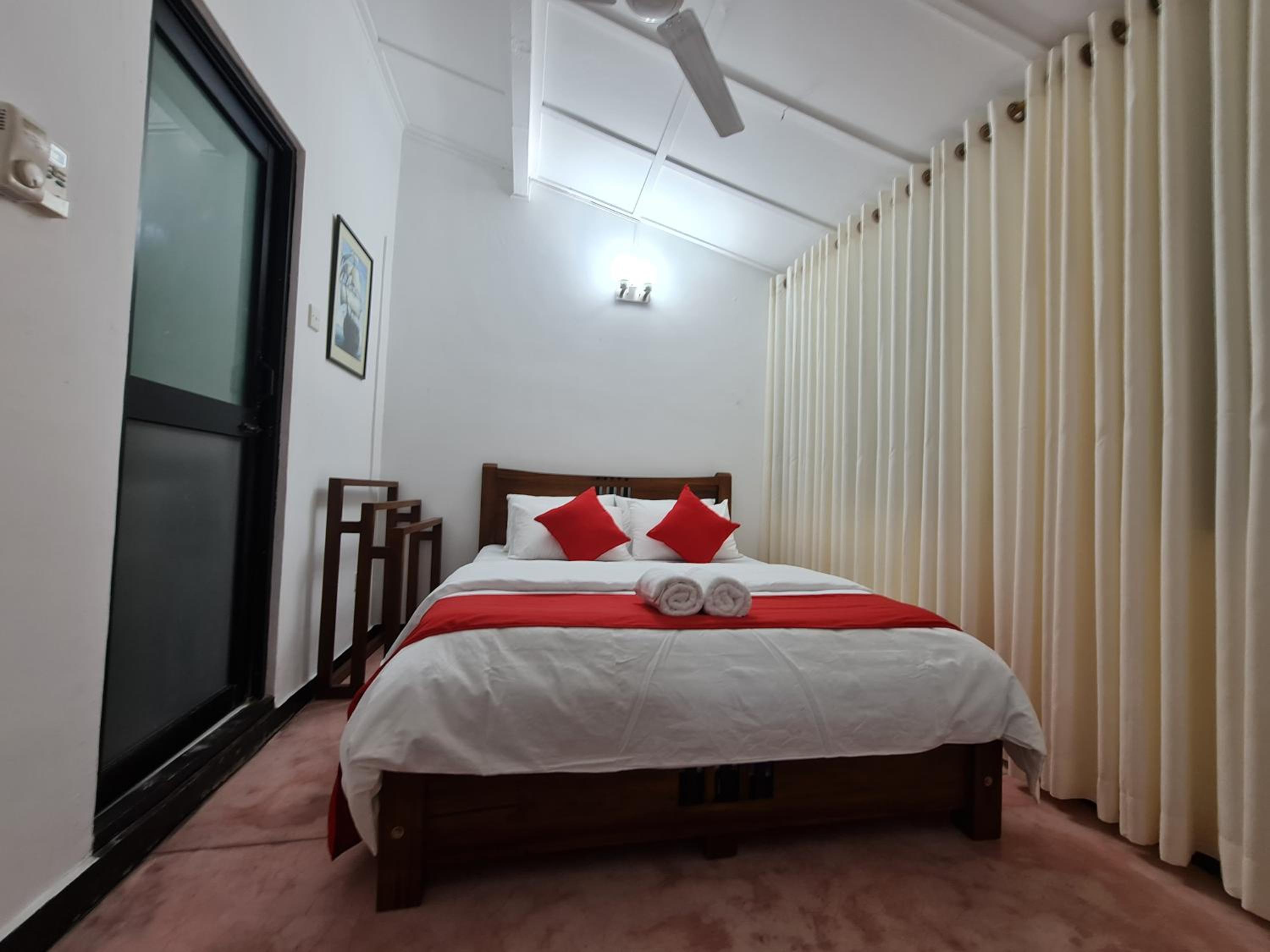 Double Room with Private Bathroom photo 1